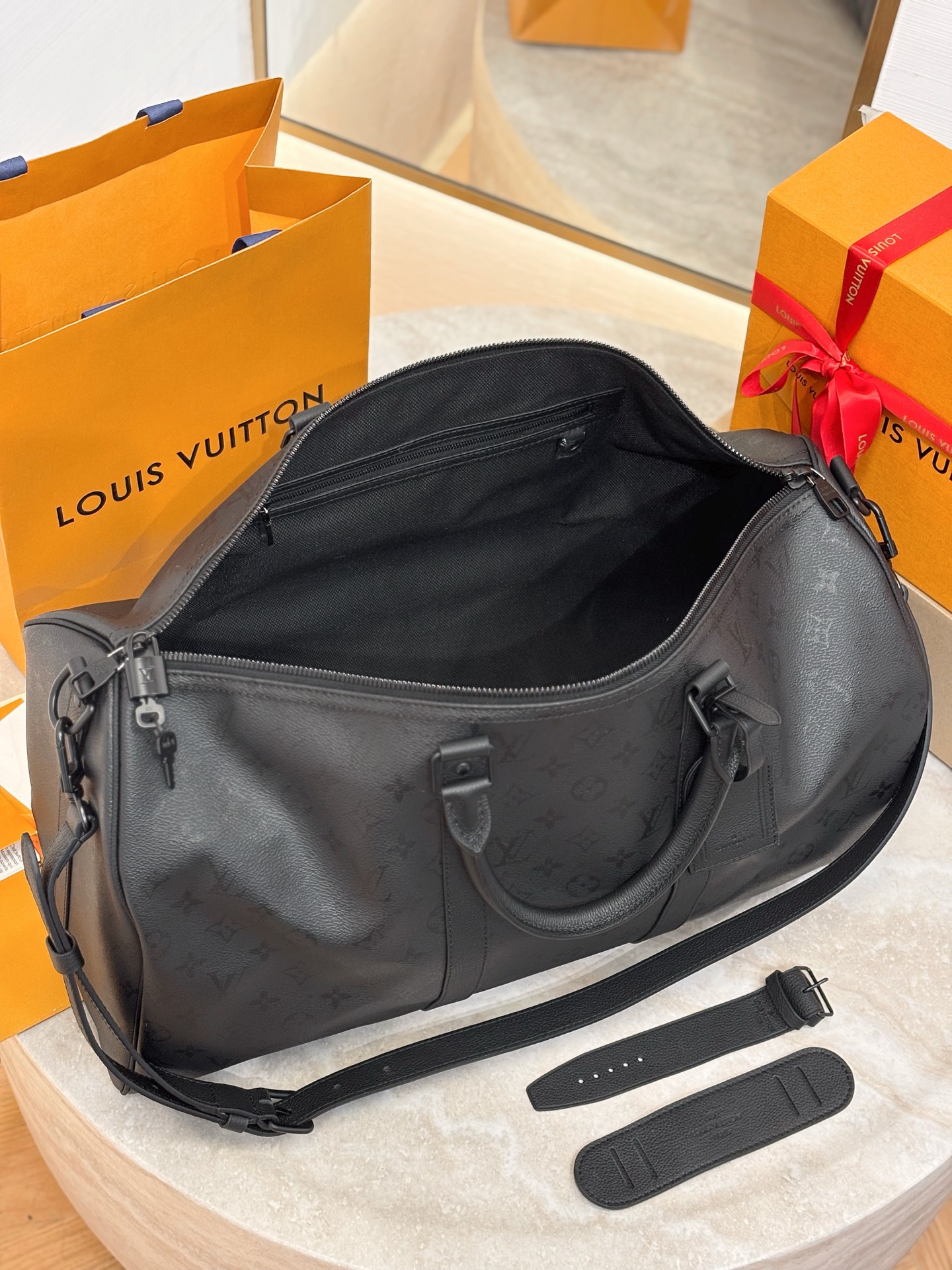 L0vis Vvtt0n Keepall Bandoulière 50-50x29x23CM