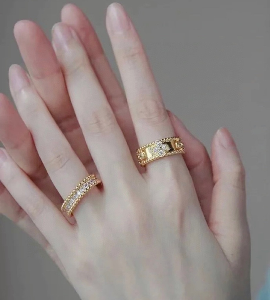 VCA Ring