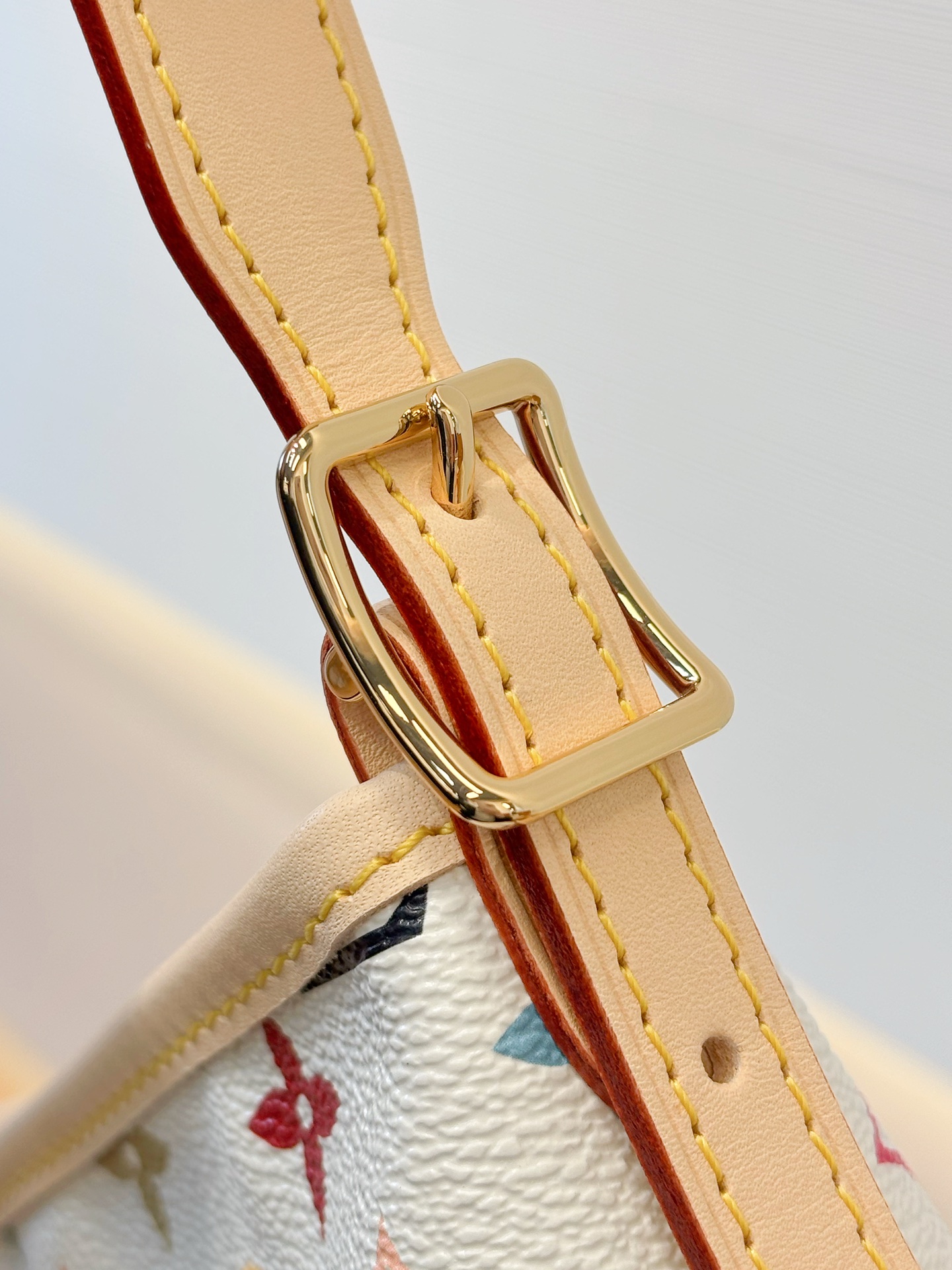 L0vis Vvtt0n Carryall East West-M27578-36x19x10CM