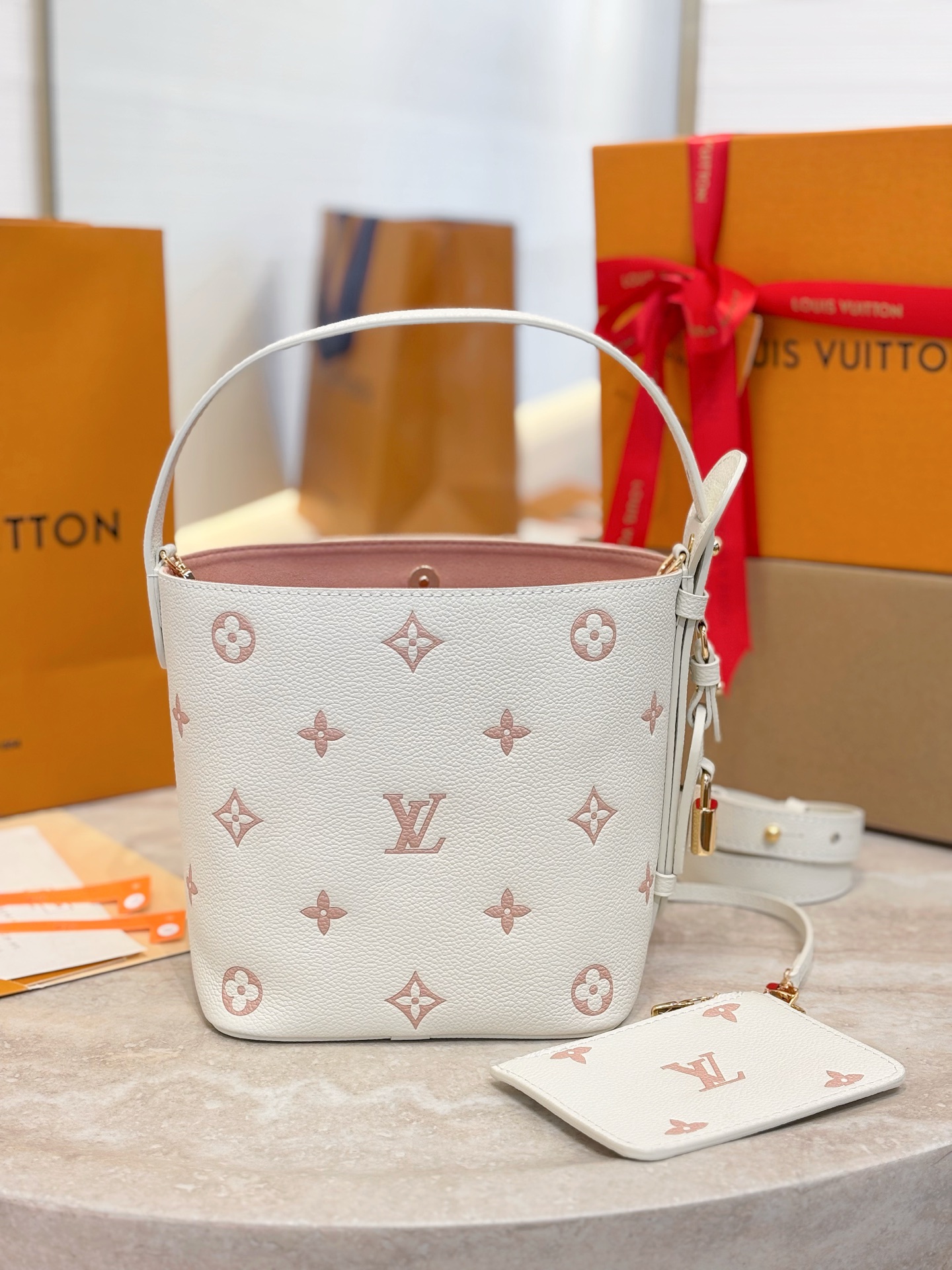 LV All In BB Bucket-M15130-18 x 12 x 16CM