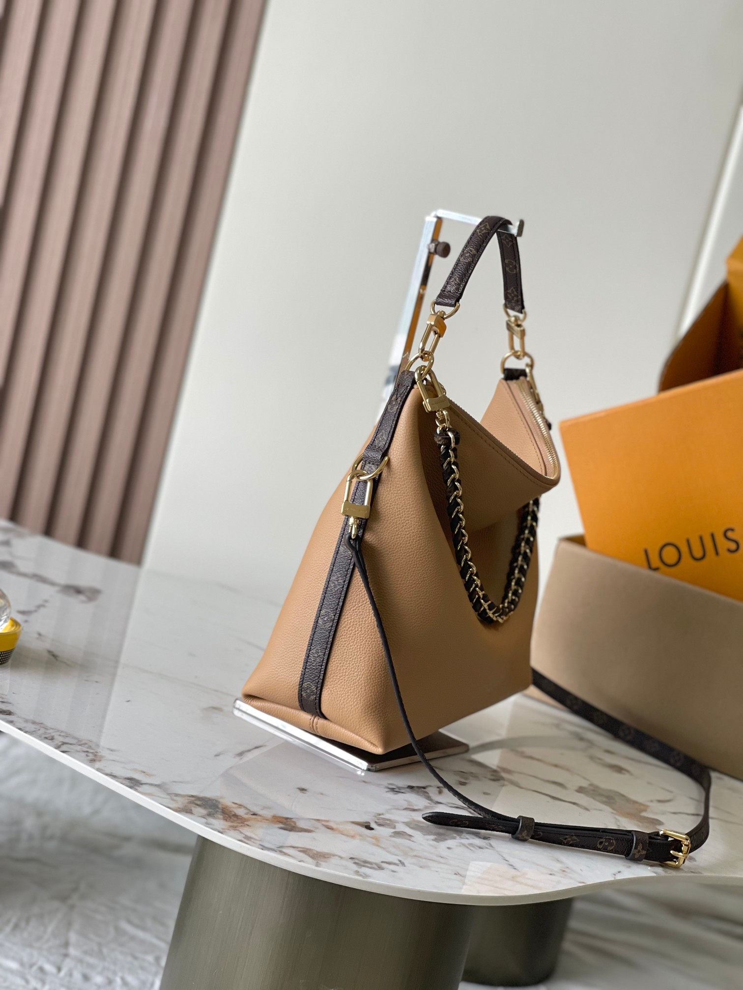 L0vis Vvtt0n Multipass - Handbags-26*10*30CM