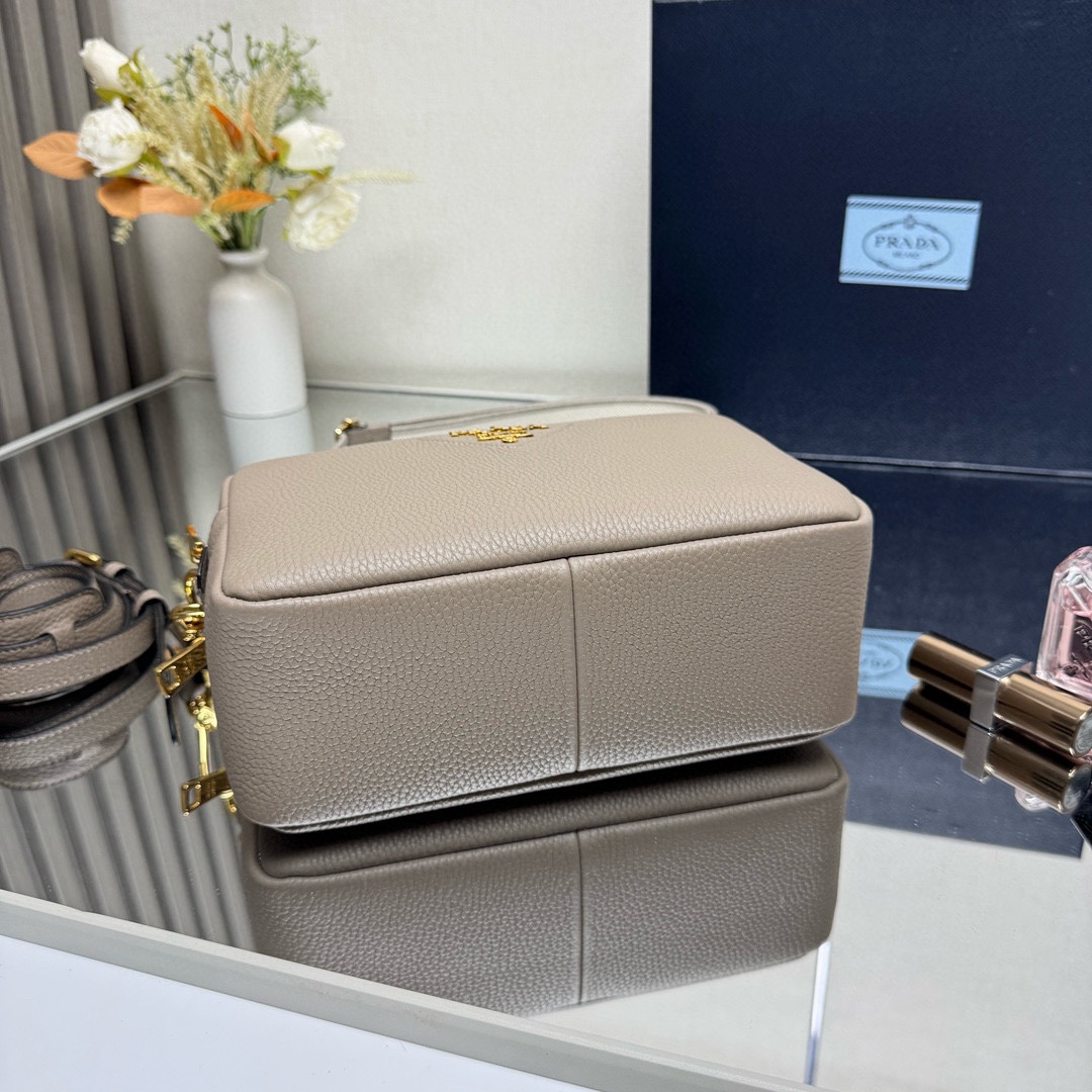 Pra*a Leather Shoulder Bag-1BH082-22*14*8CM