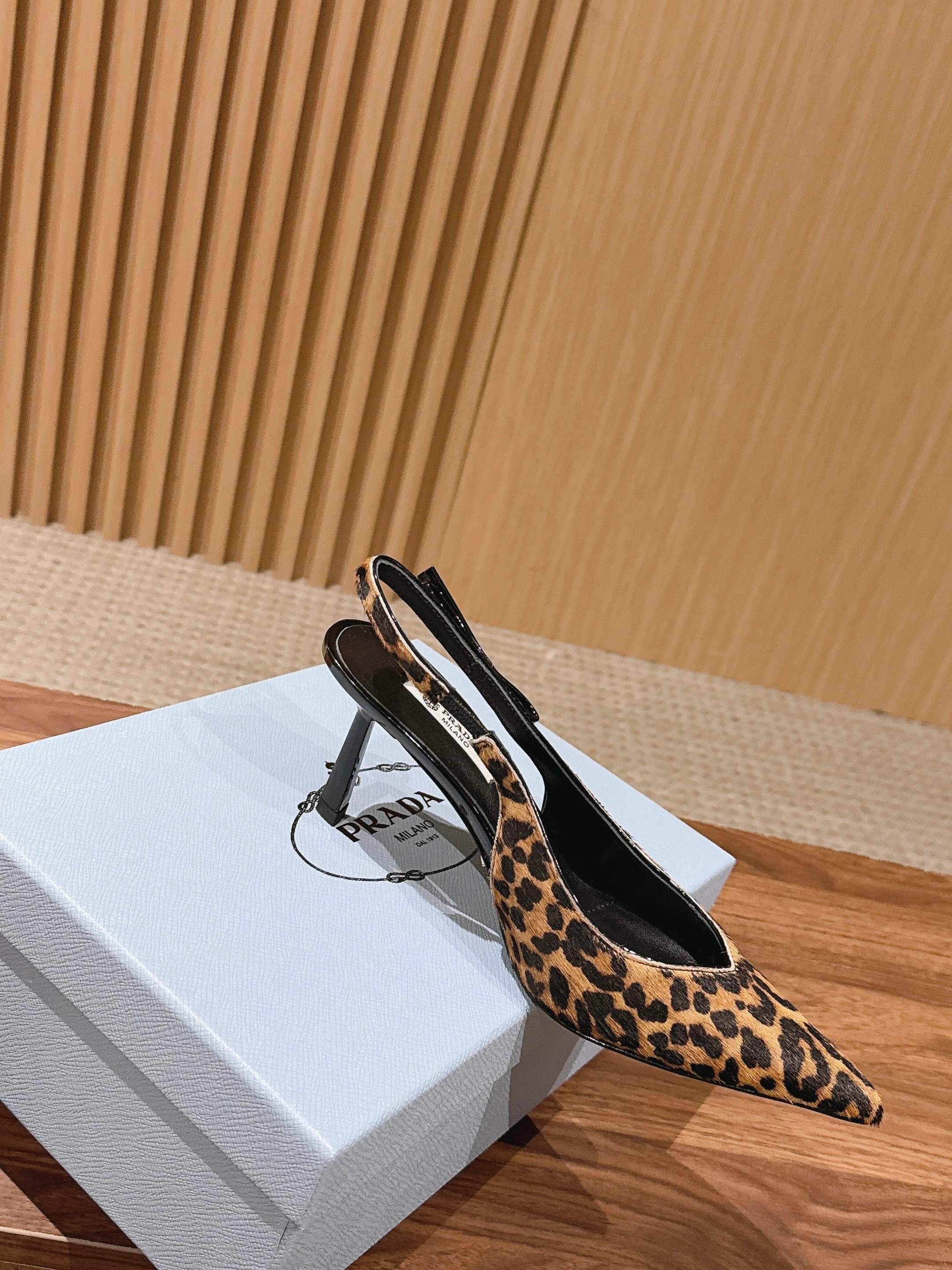 Pra*a Slingback Pumps