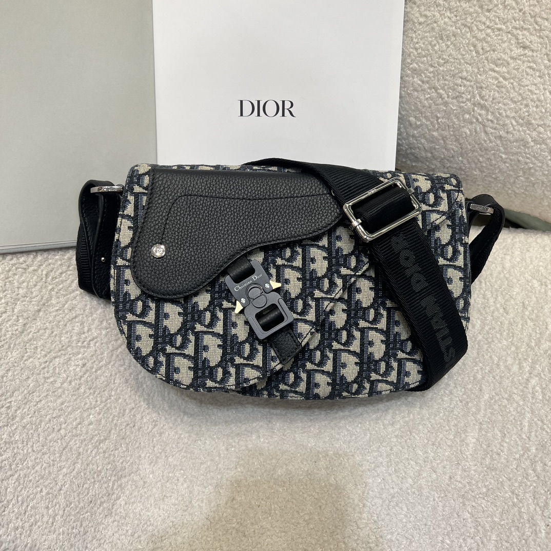 Diro Saddle Messenger Bag-24*16.5*5.5CM