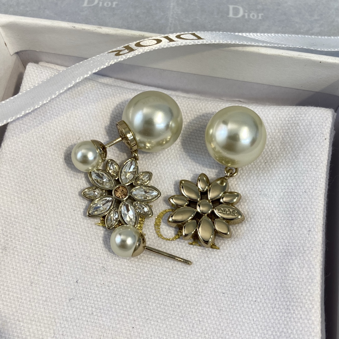 Diro Earring