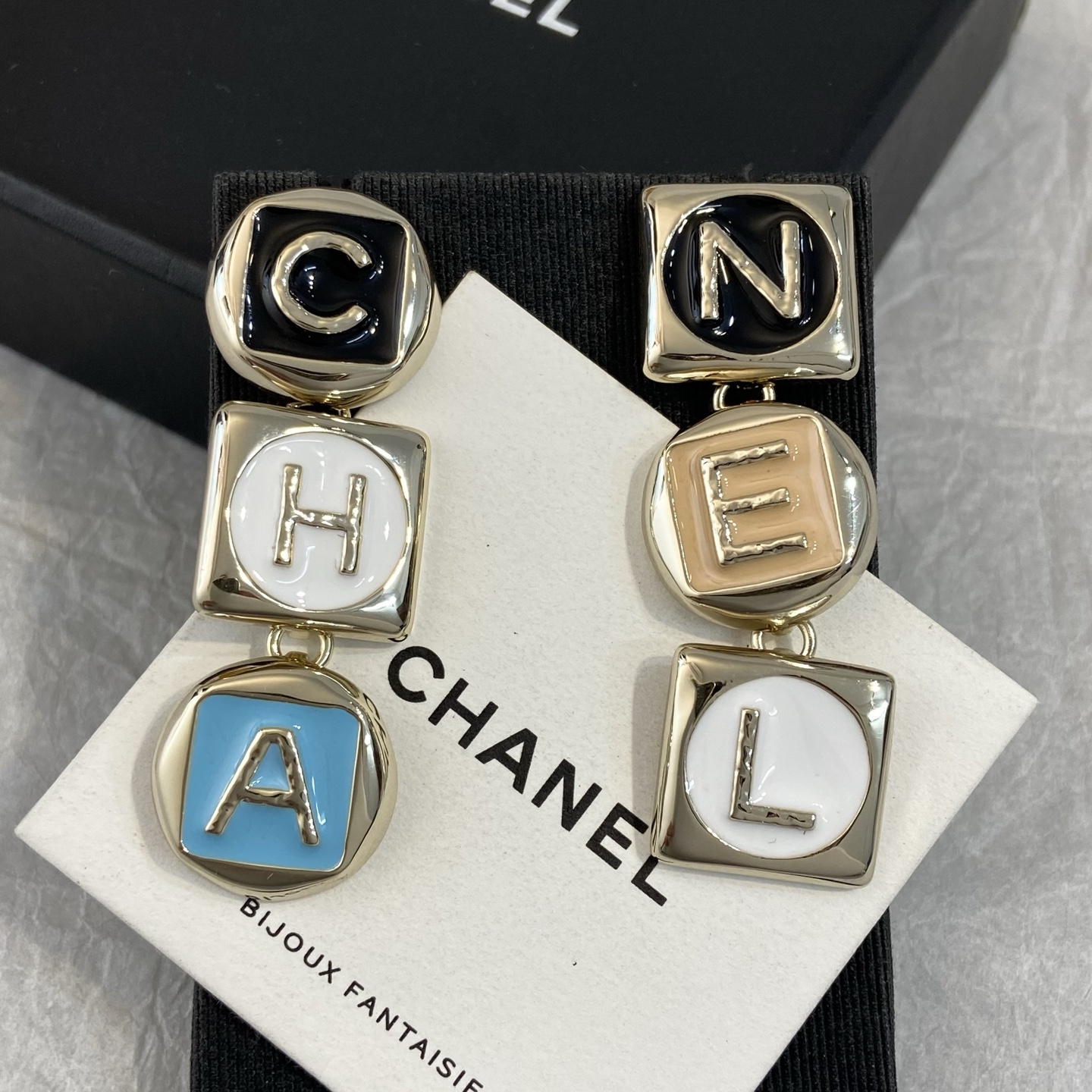 Ch@nel Earring
