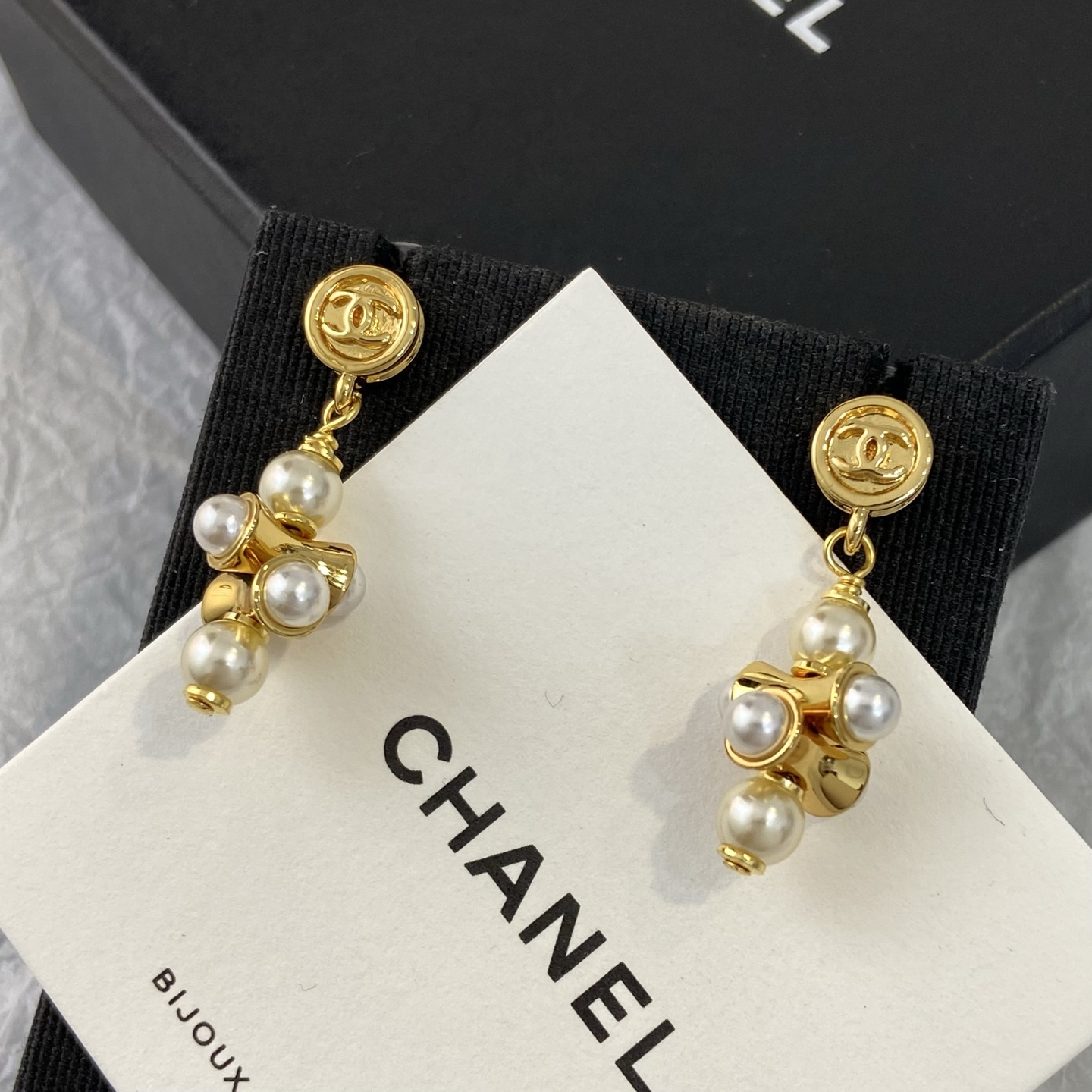 Ch@nel Earring