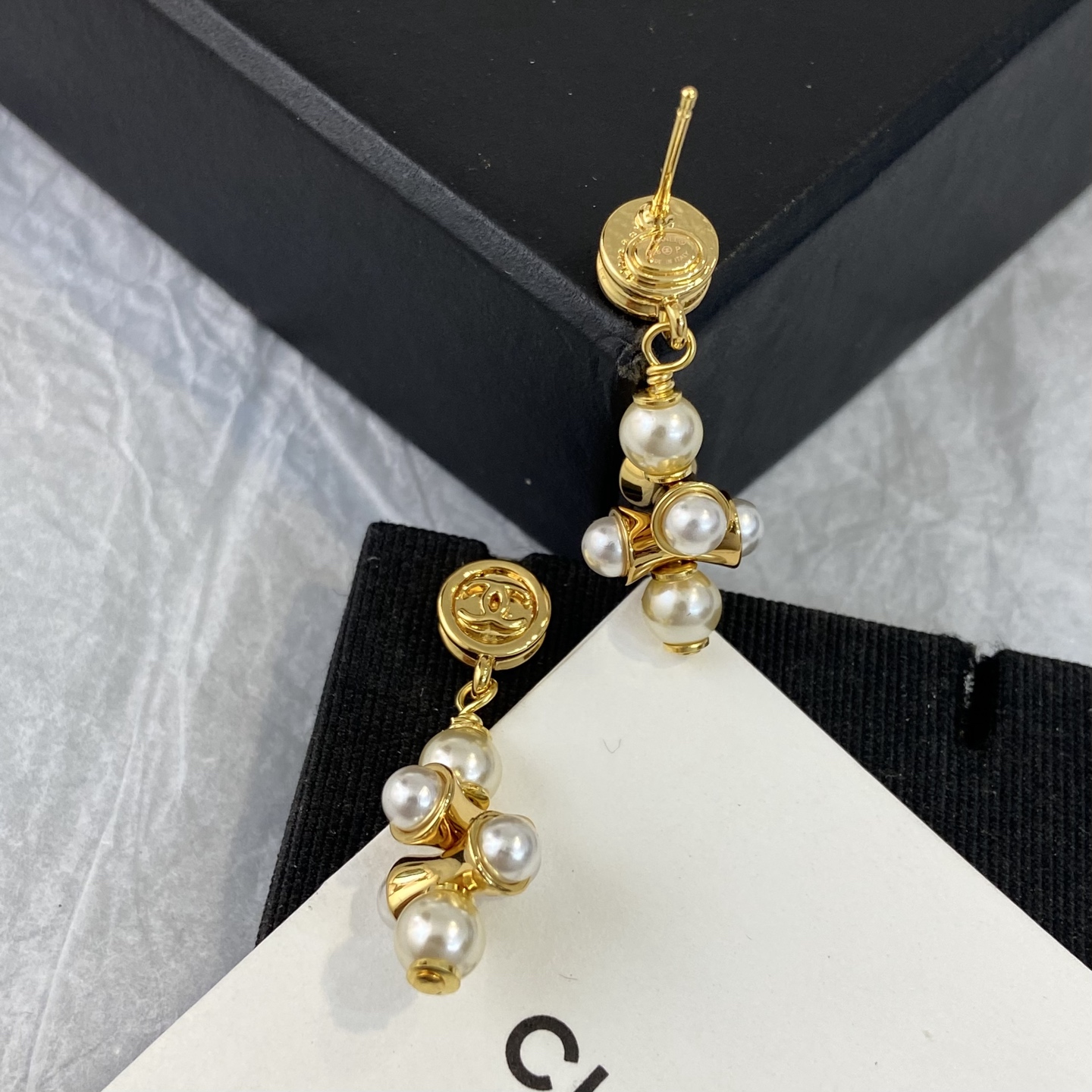 Ch@nel Earring