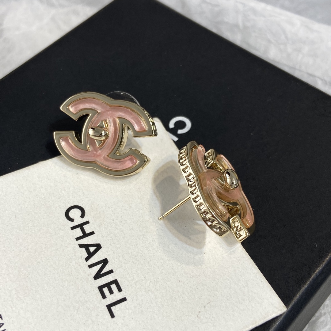 Ch@nel Earring