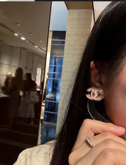 Ch@nel Earring