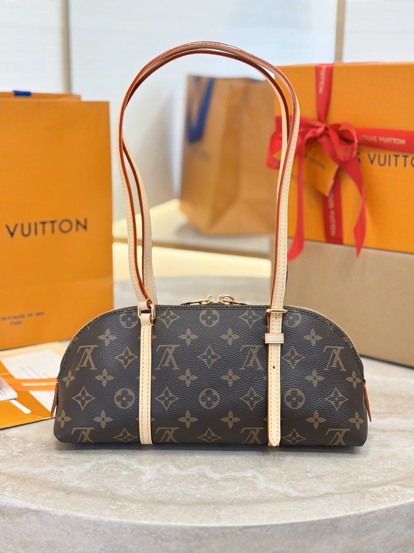 Lo*uis Vvtt0n Squire East West Monogram - Women - Handbags-M28953-29x14x8CM