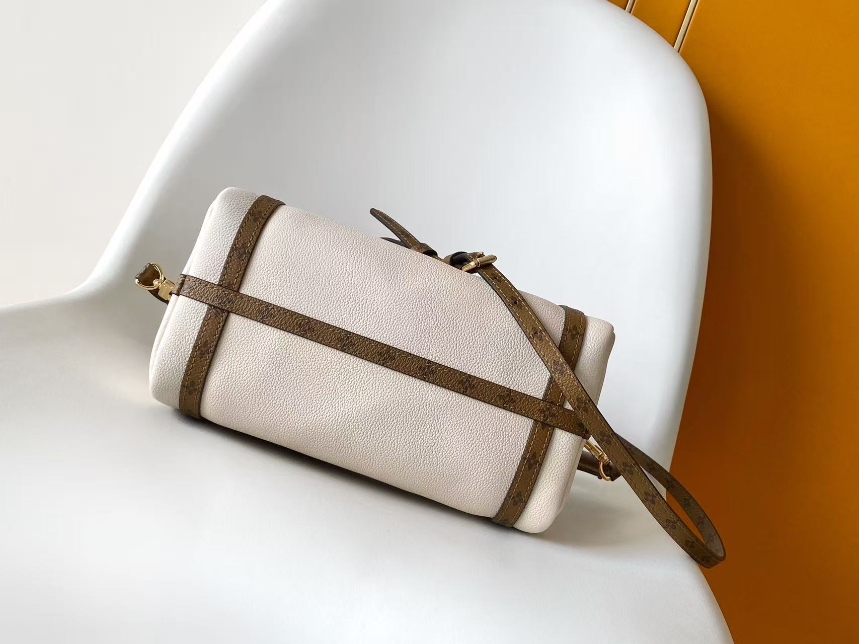 L0vis Vvtt0n Express Handbag-M26039-17 x 13.5 x 26CM