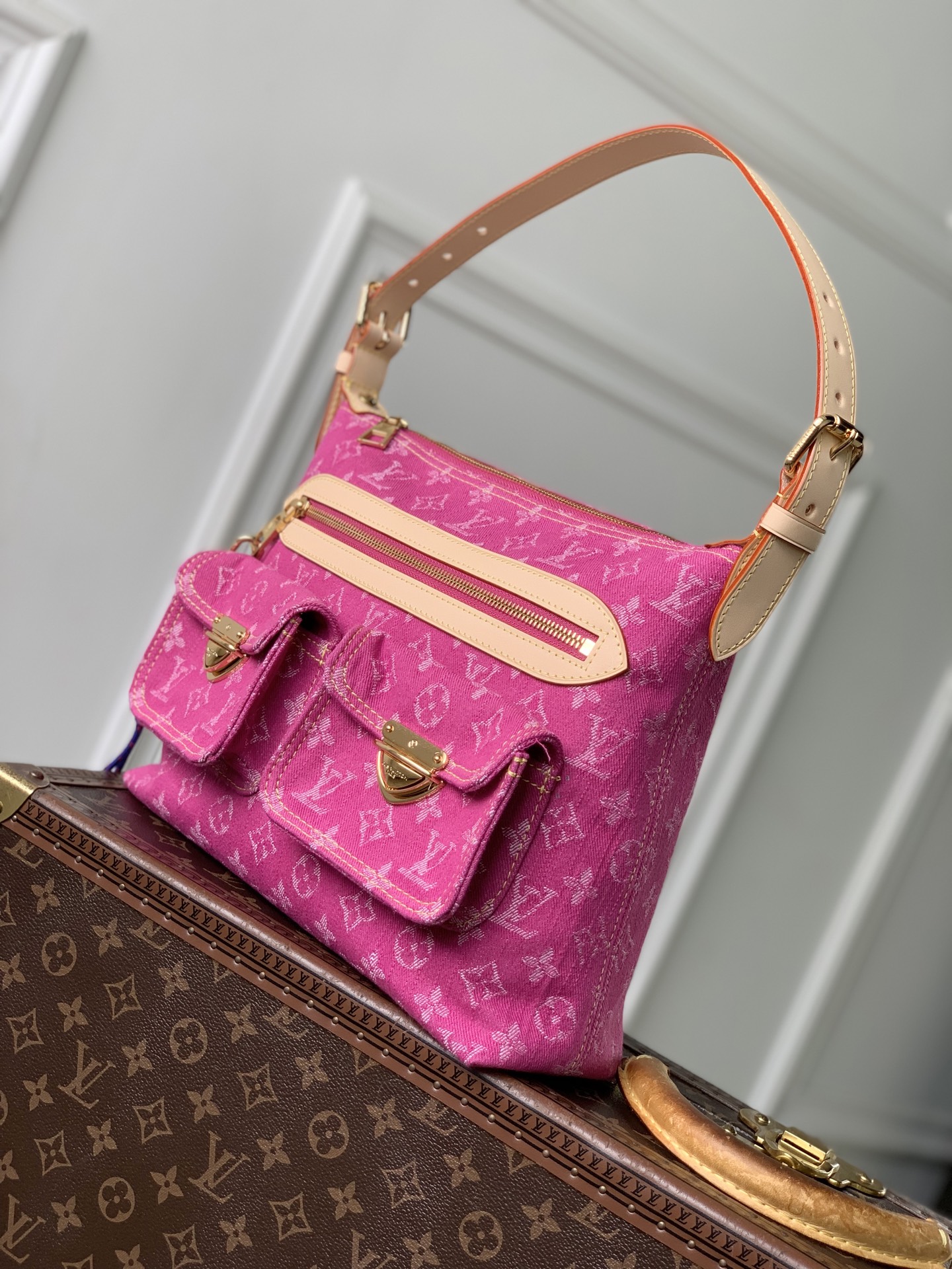Lo*uis Vvtt0n Baggy Monogram Denim - Handbags M27329-30 x 22 x 13CM