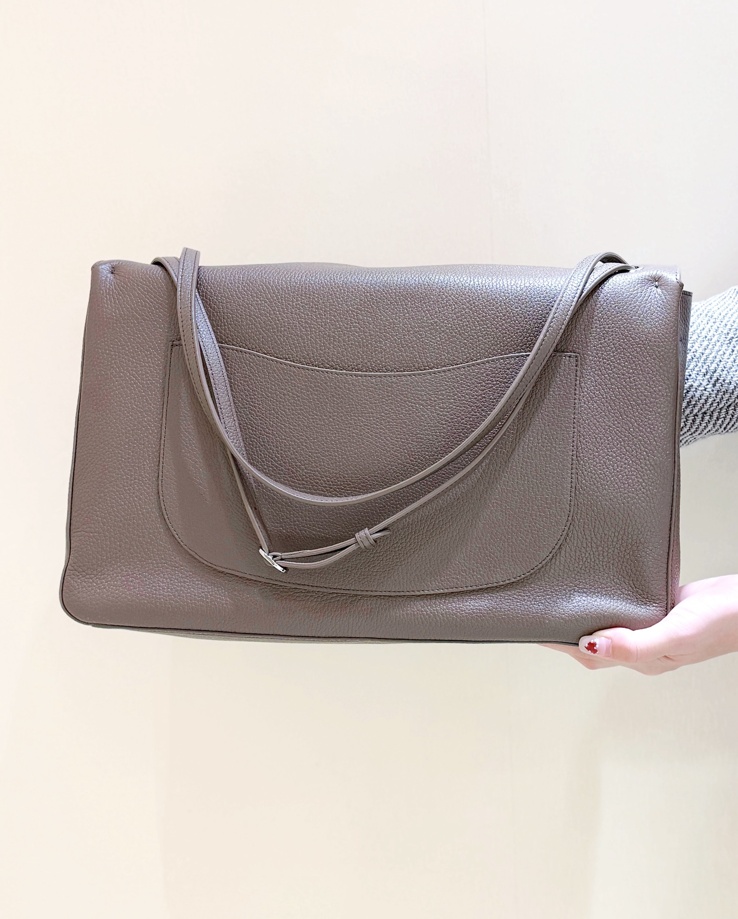Ch@nel Maxi Flapbag , Grained Calfskin & Silver-Tone Metal, lLight-26*38.5*11CM
