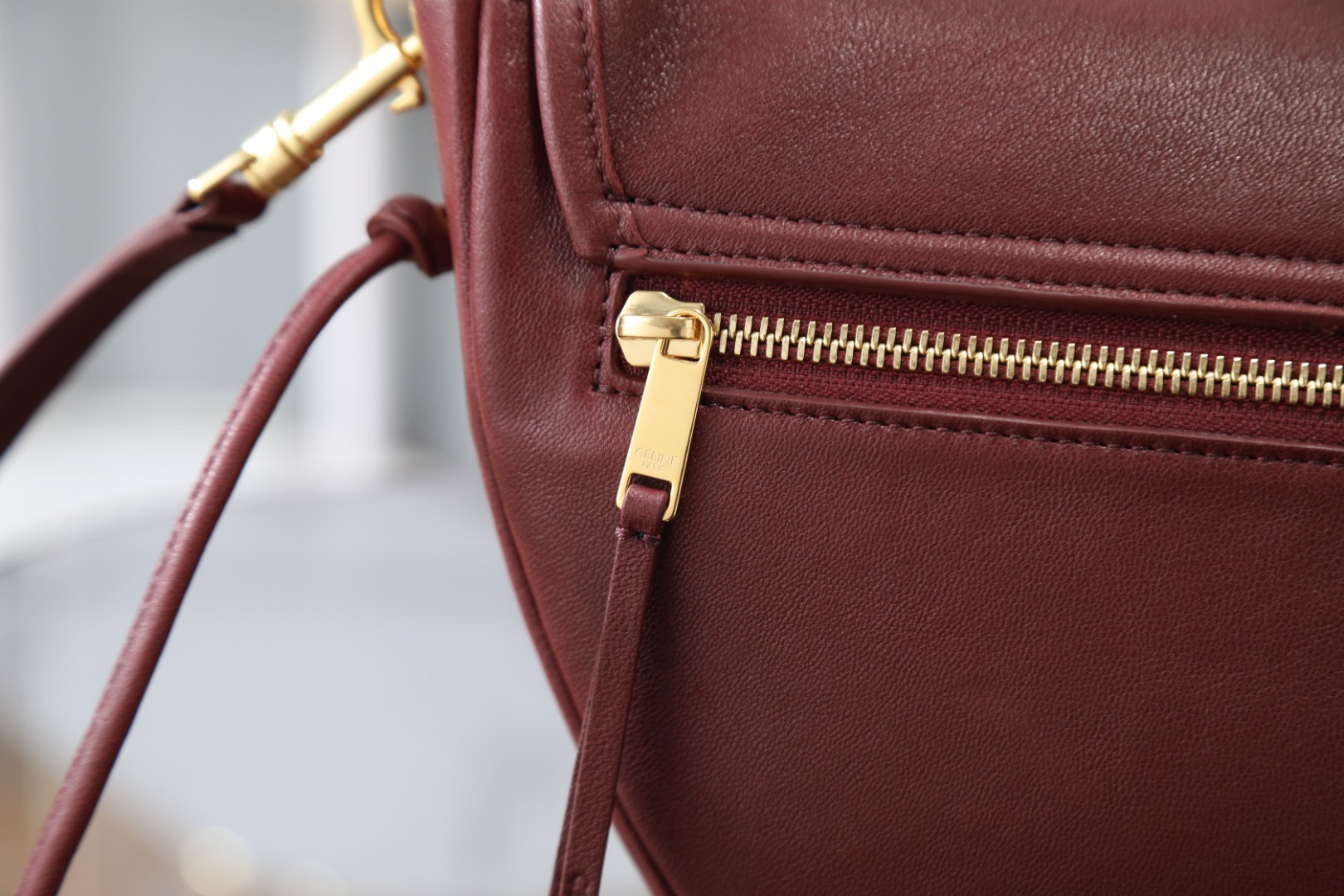 Cel*in Halfmoon Soft Triomphe Bag-46*19*10CM