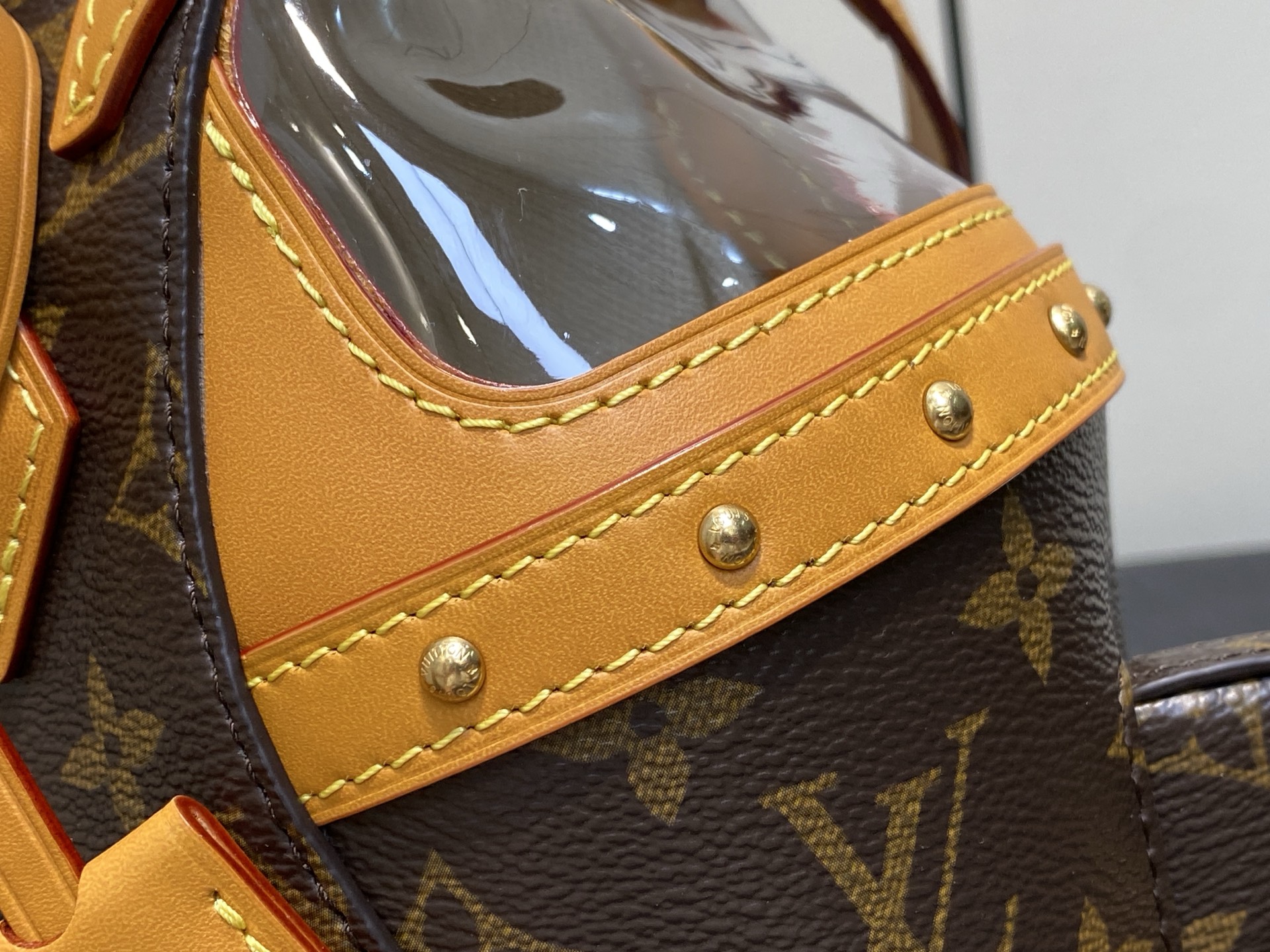 L0vis Vuitt*n Rickshaw Wearable Bag-M28020-28*11*18CM