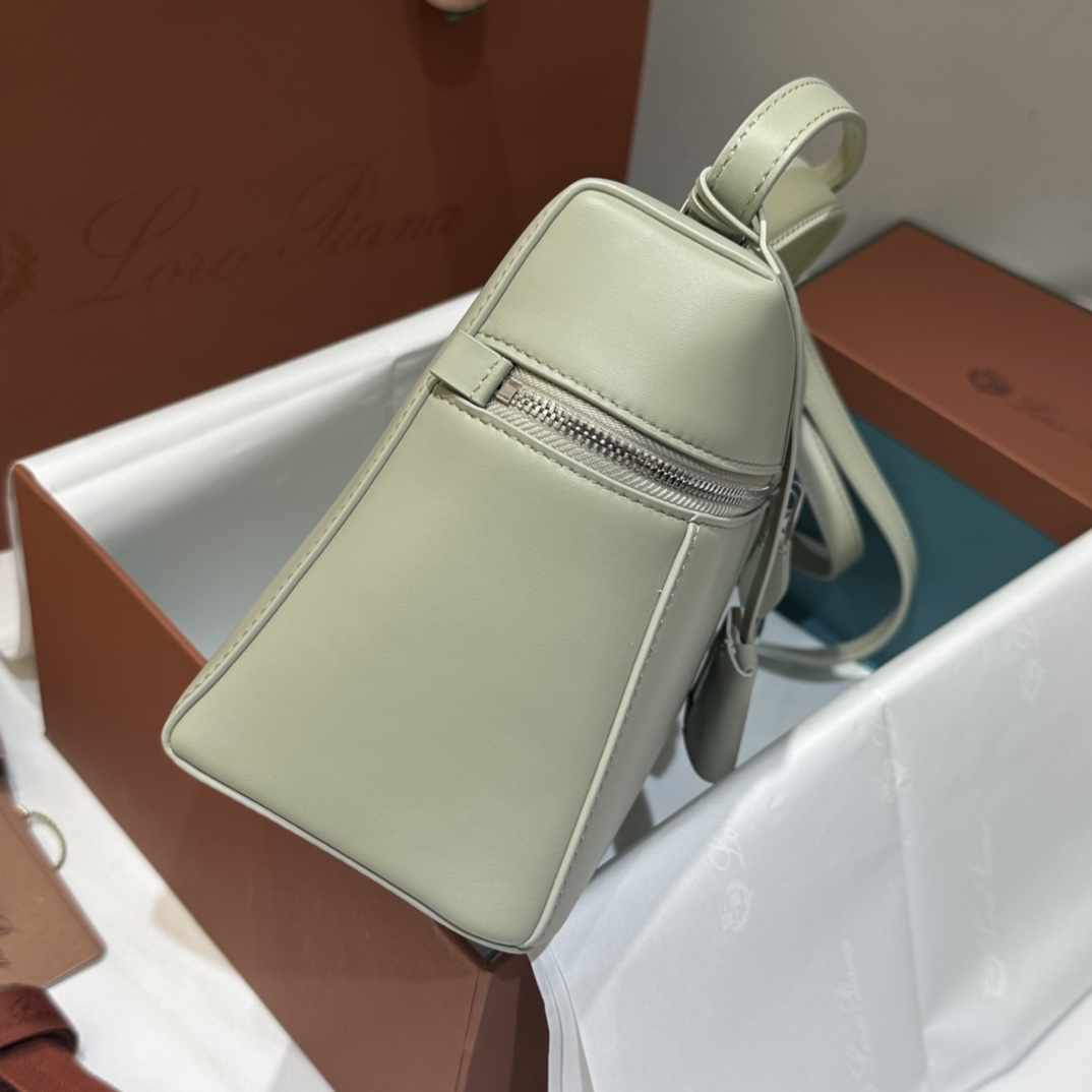 L0r0 P1ana Extra Bag L27-16*27*10CM