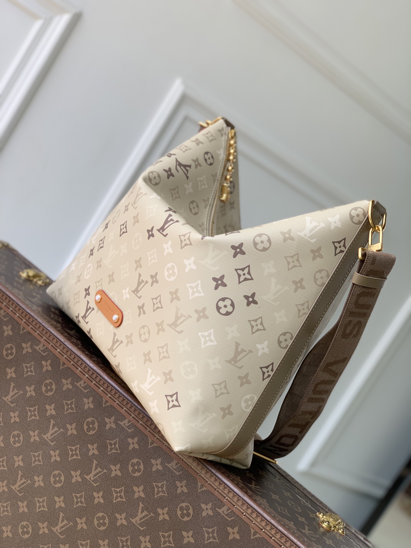 L0vis Vvtt0n Vagabond Hobo-M26931-41 x 32 x 11CM