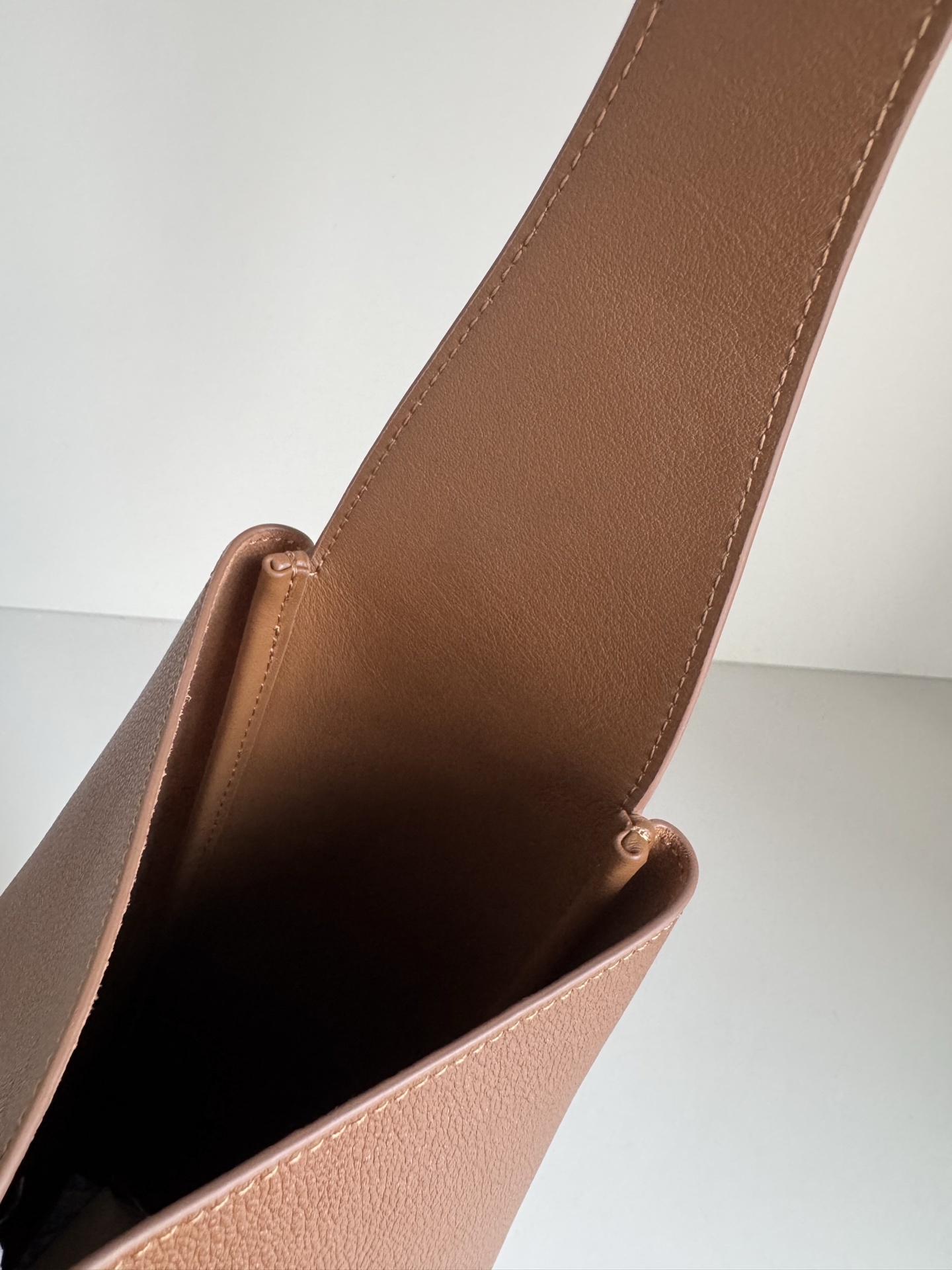 Y51 Hobo Bag-30x31x13CM
