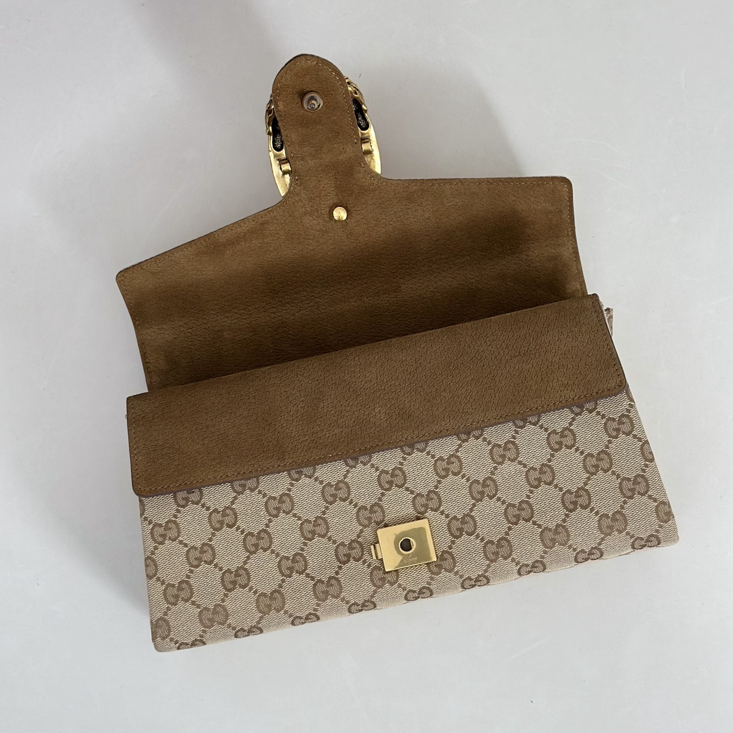 Gvc*1 Dionysus-28*18*9CM