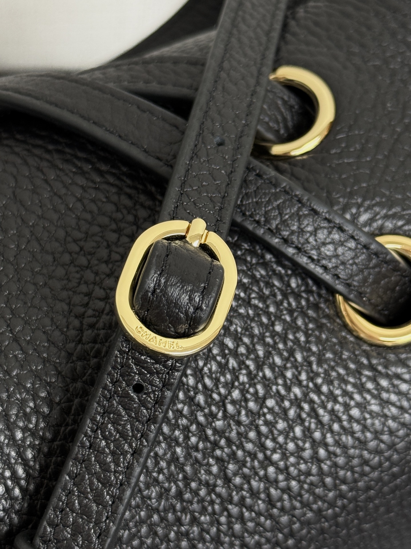 Cha*nel Grained Calfskin Small Souplissimo Maxi Flap Black-32CM