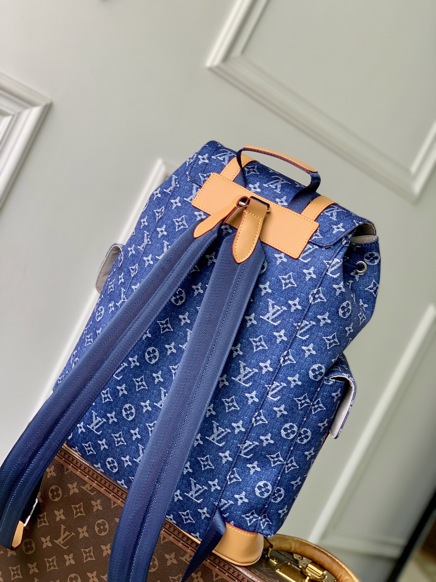 L0vis Vvtt0n Christopher Backpack M24428-38 x 44 x 12.5CM