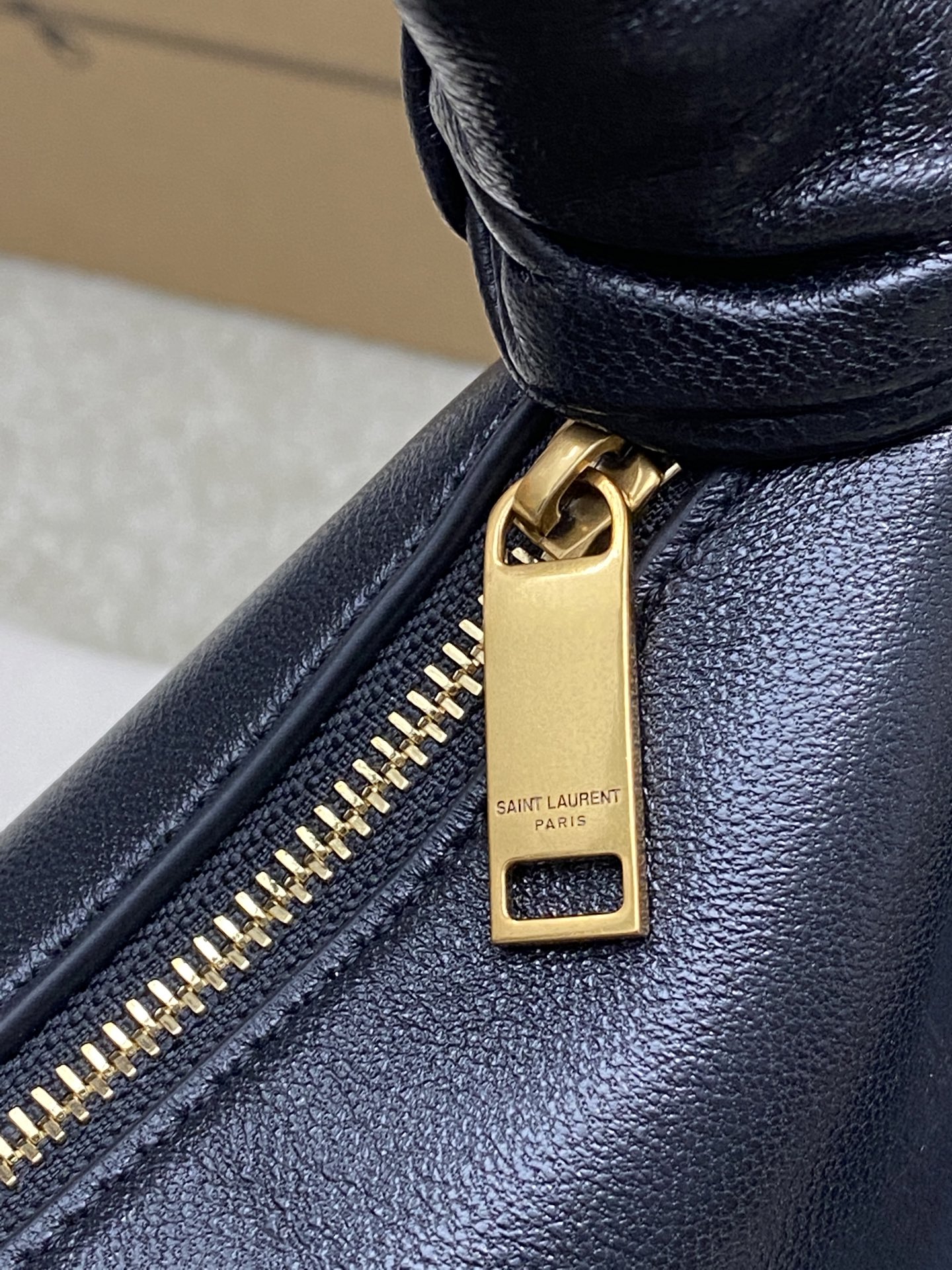 Y51 26SS Amalia-19x13x10CM