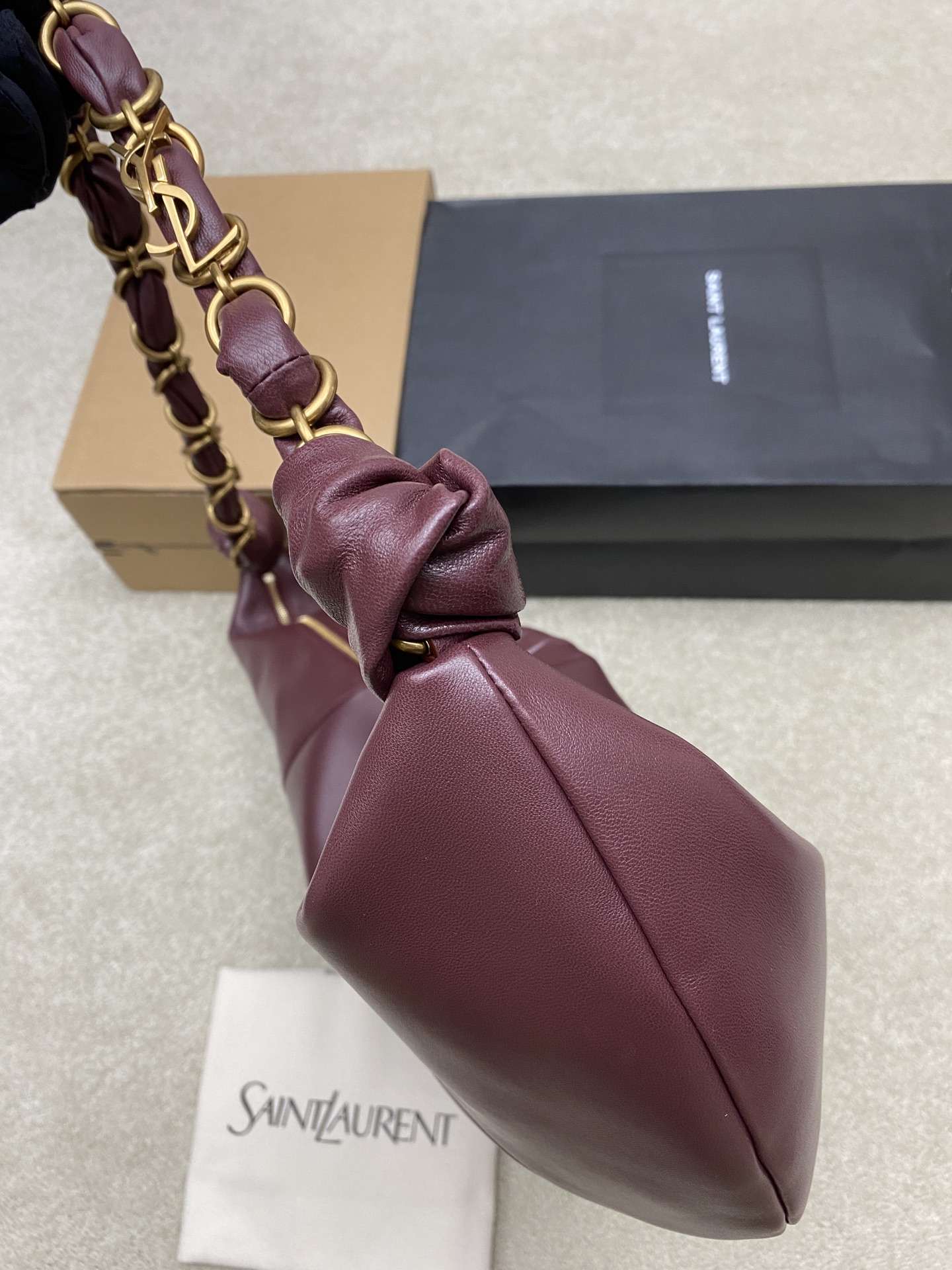 Y51 26SS Amalia-62x28x4CM