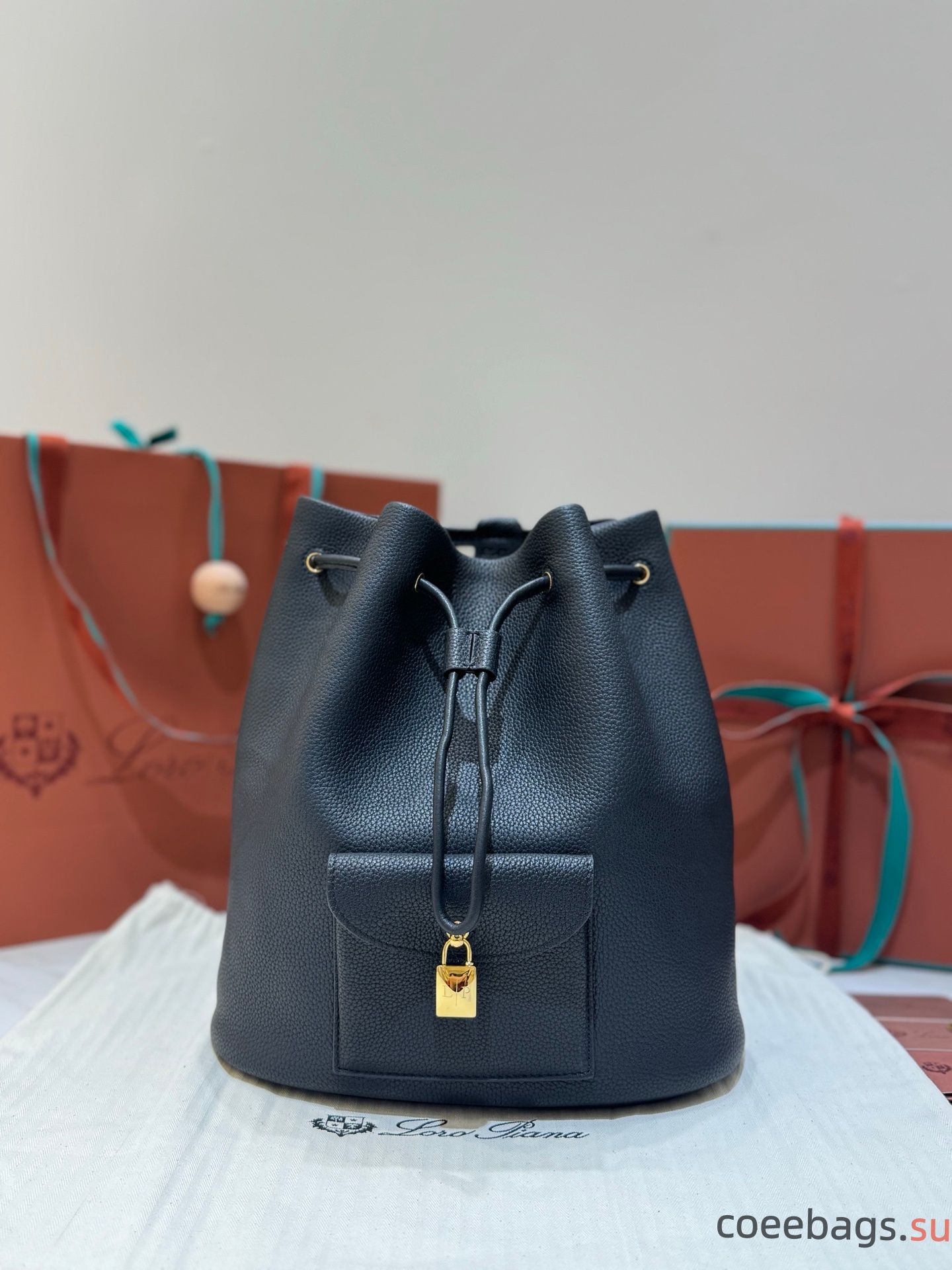 L0r0 P1ana Extra Drawstring L27 Backpack-25x 27x14CM