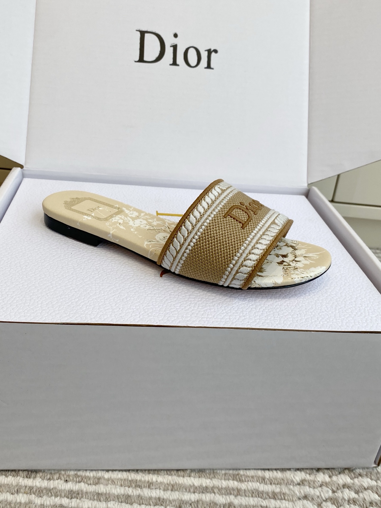 Diro Slippers