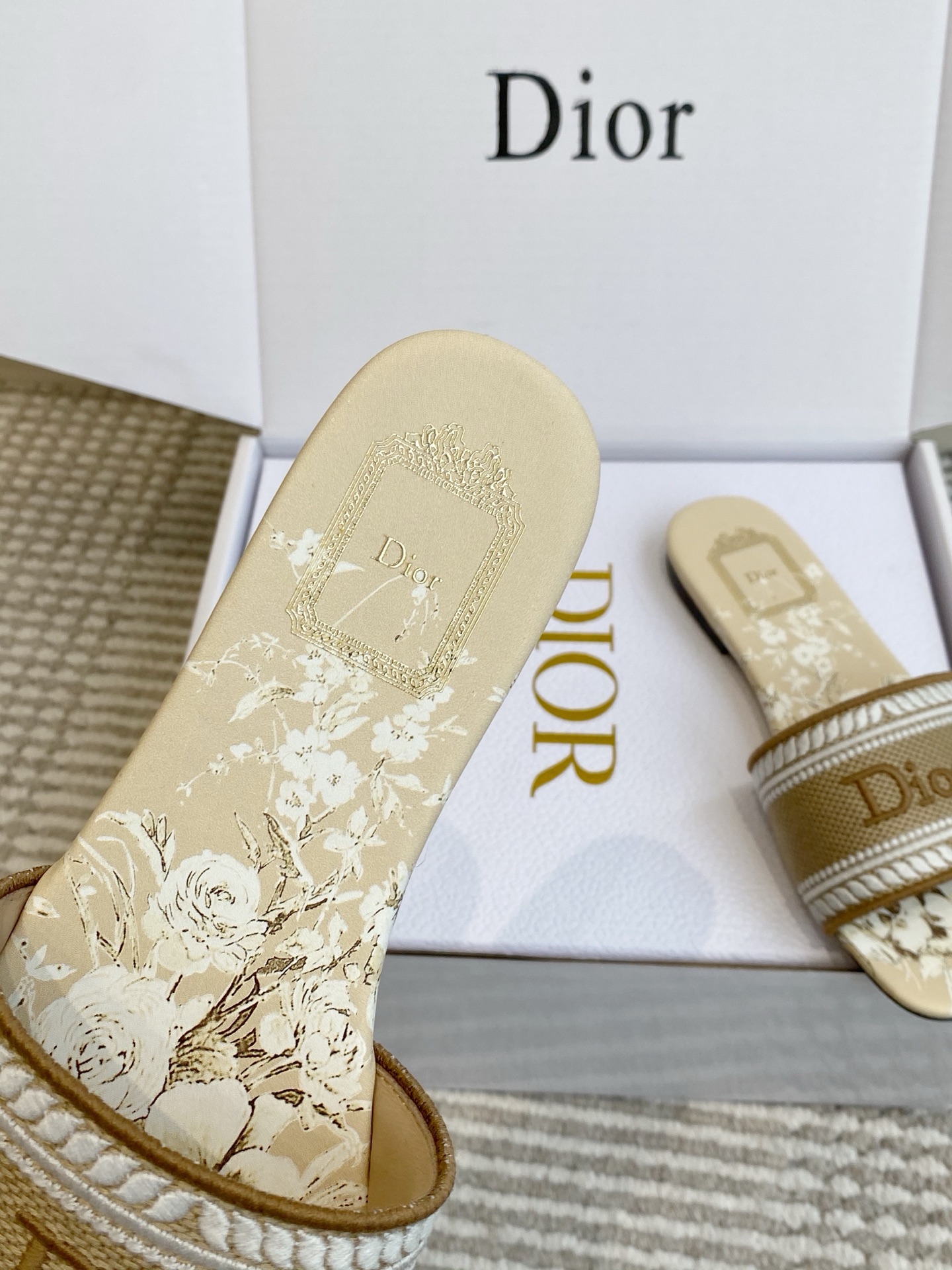 Diro Slippers