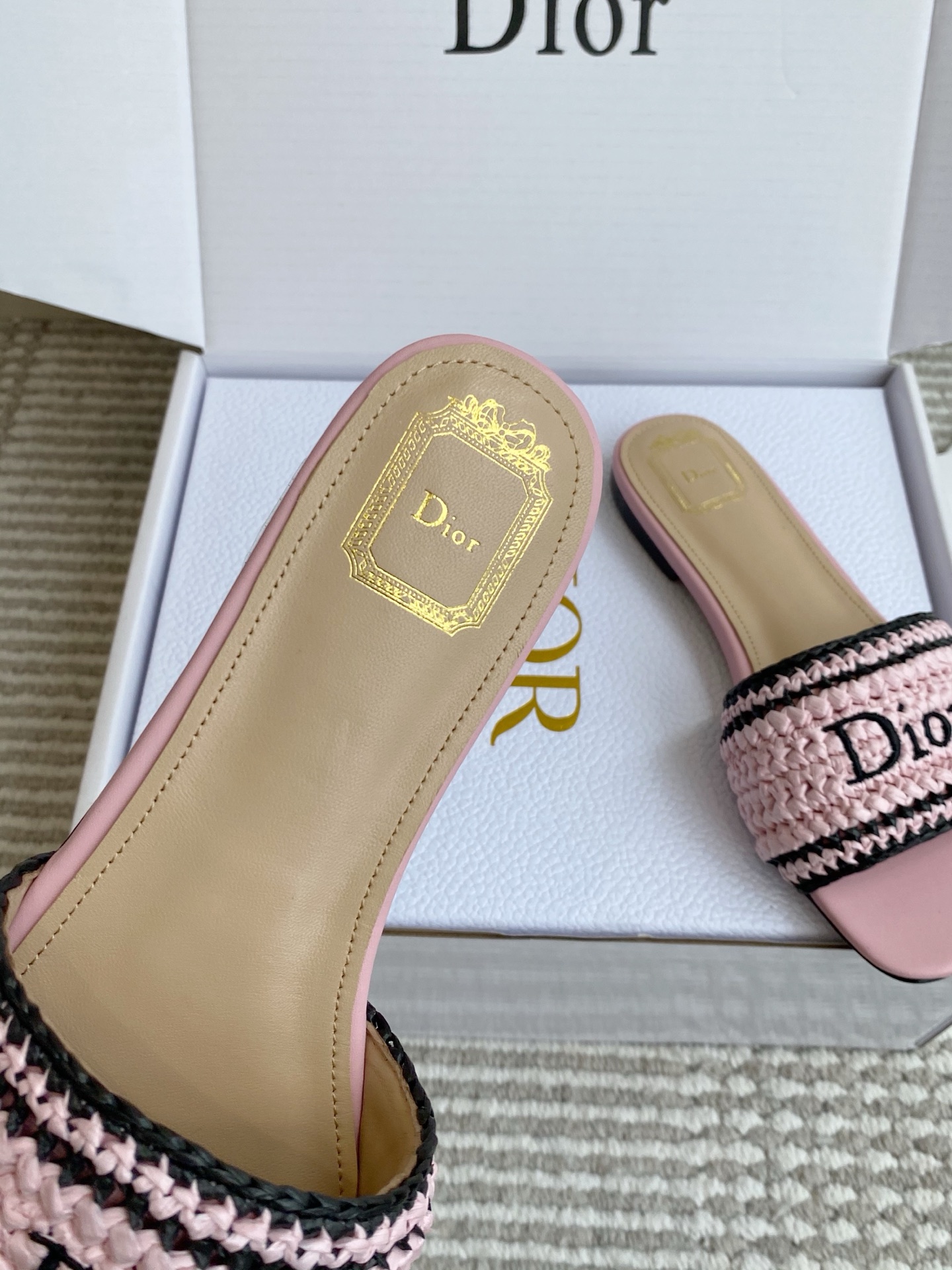 Diro Slippers