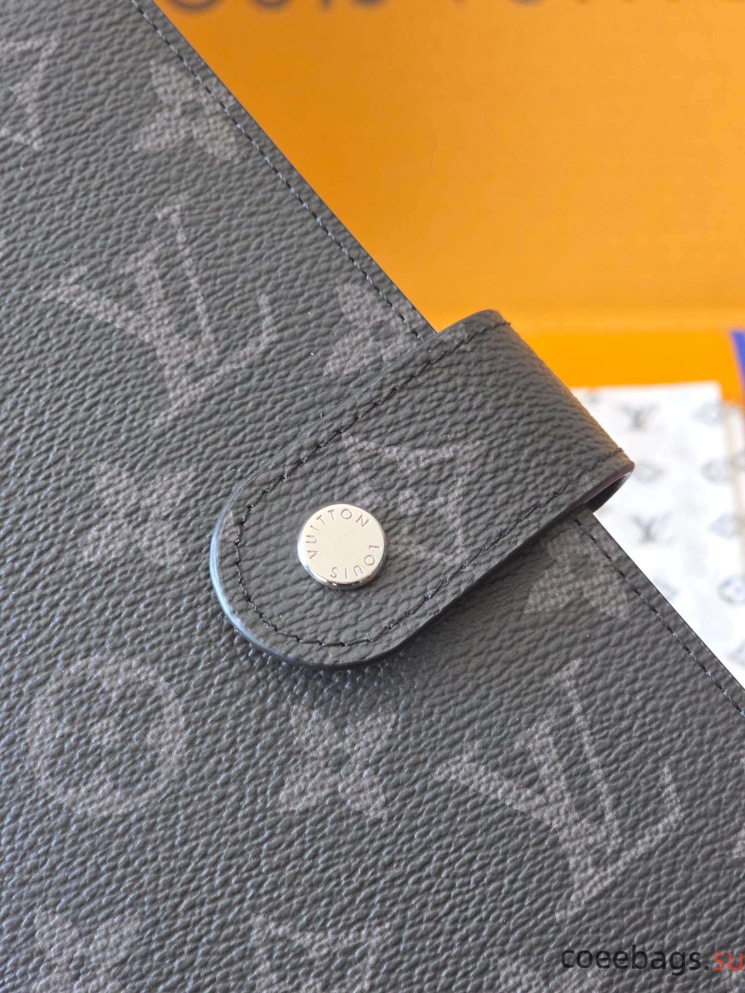 L0vis Vvtt0n Medium Ring Agenda Cover-14*18CM