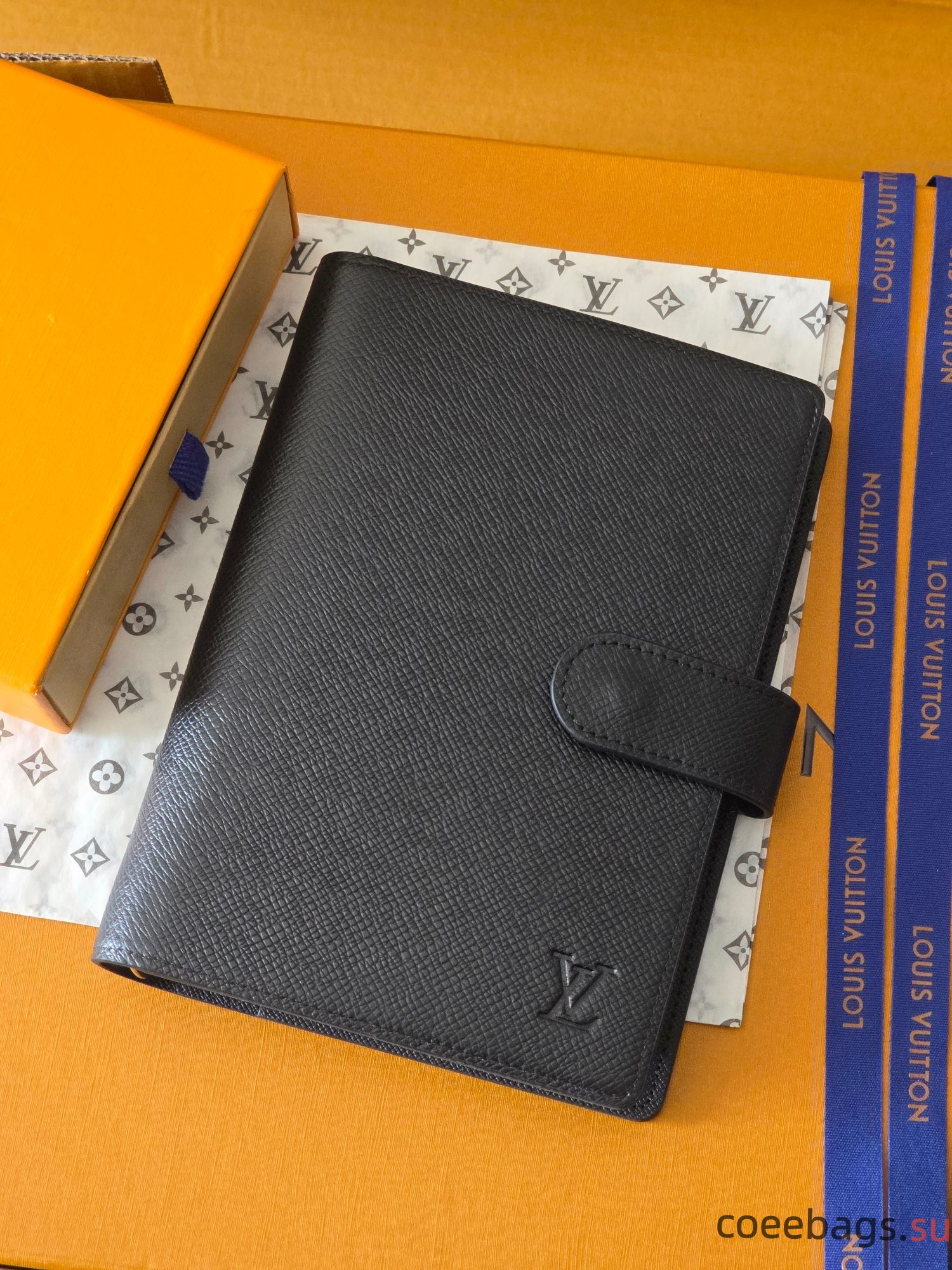 L0vis Vvtt0n Medium Ring Agenda Cover-14*18CM