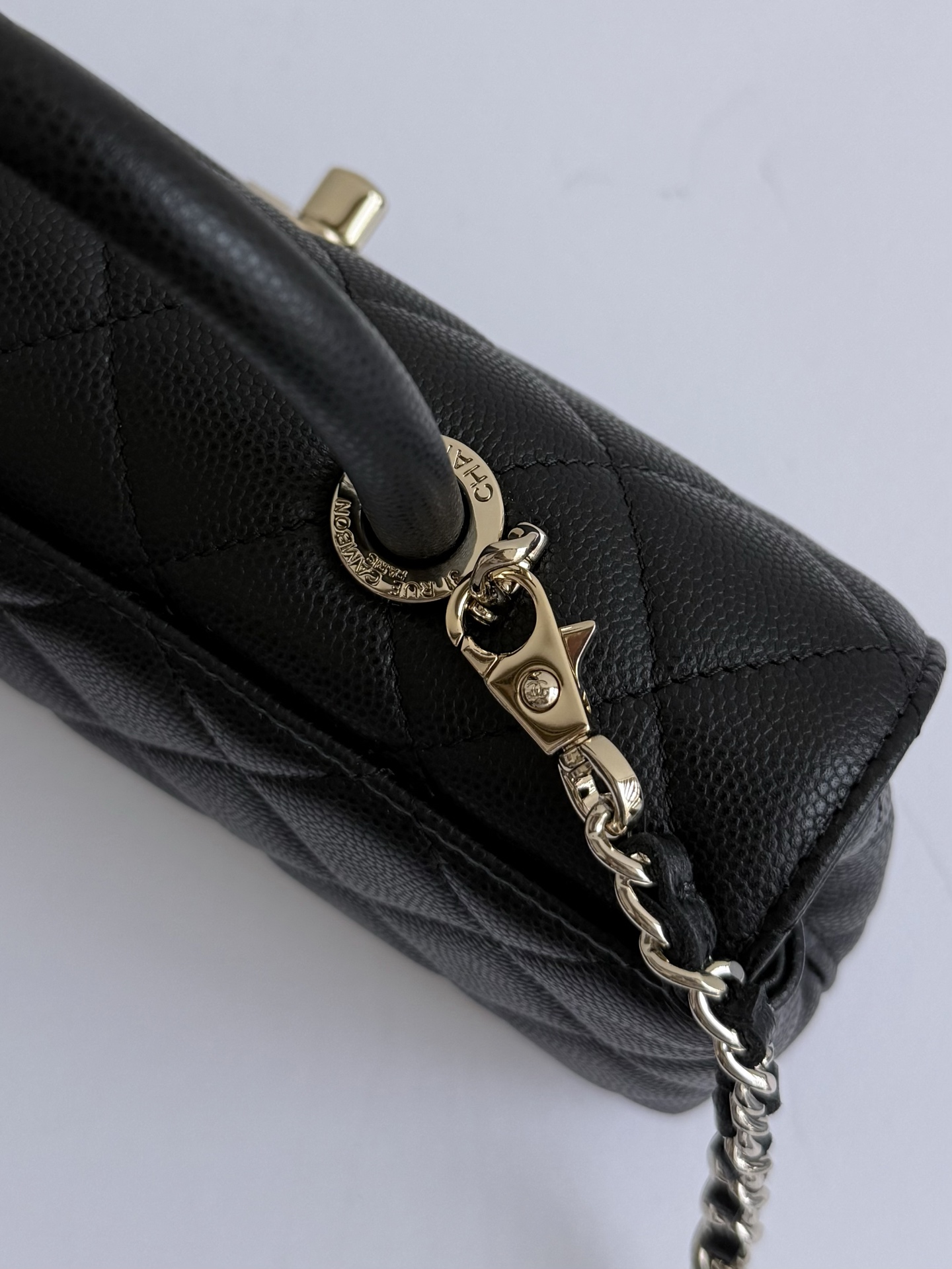 Cha*el Caviar Quilted Coco Handle East West Clutch-21×10×5CM