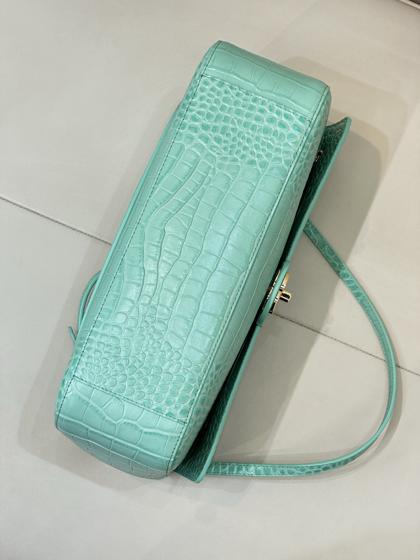Cha*nel Seafoam Green Flap-32CM