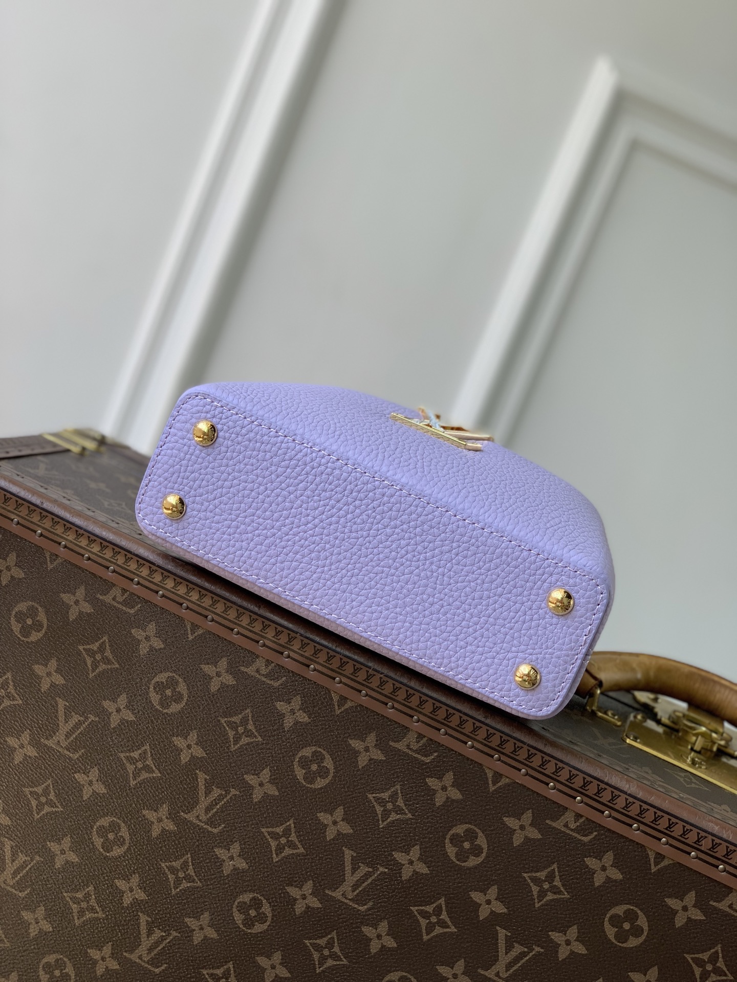 L0vis Vvtt0n Capucines East-West Mini Capucines -M2A379-12 x 22 x 8CM