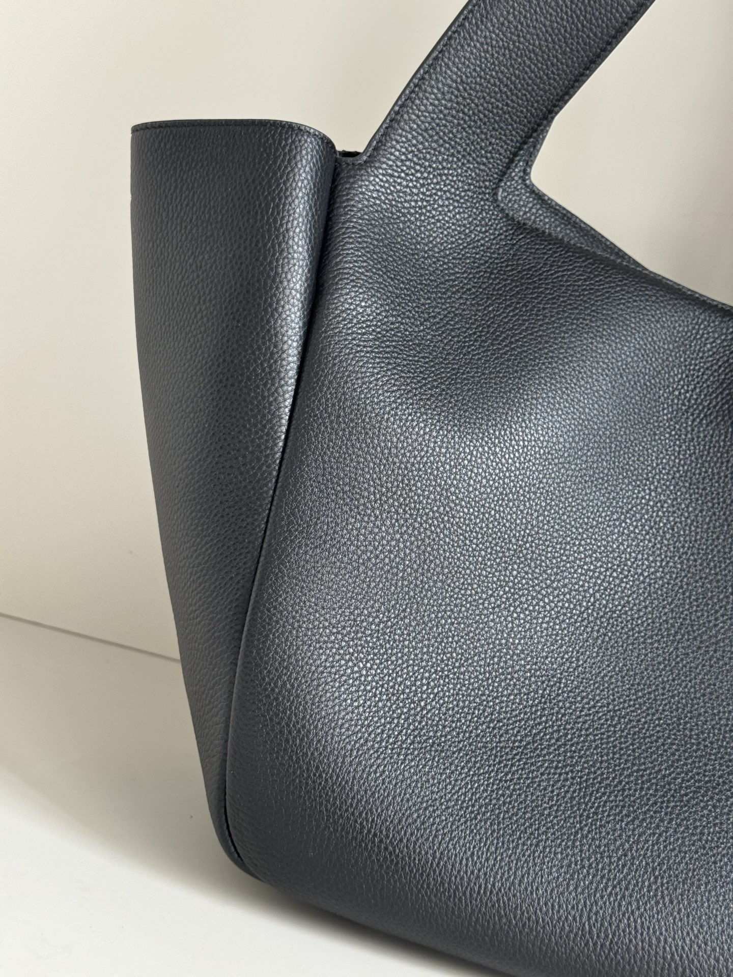 Y51 Hobo Tote-50*28*18CM