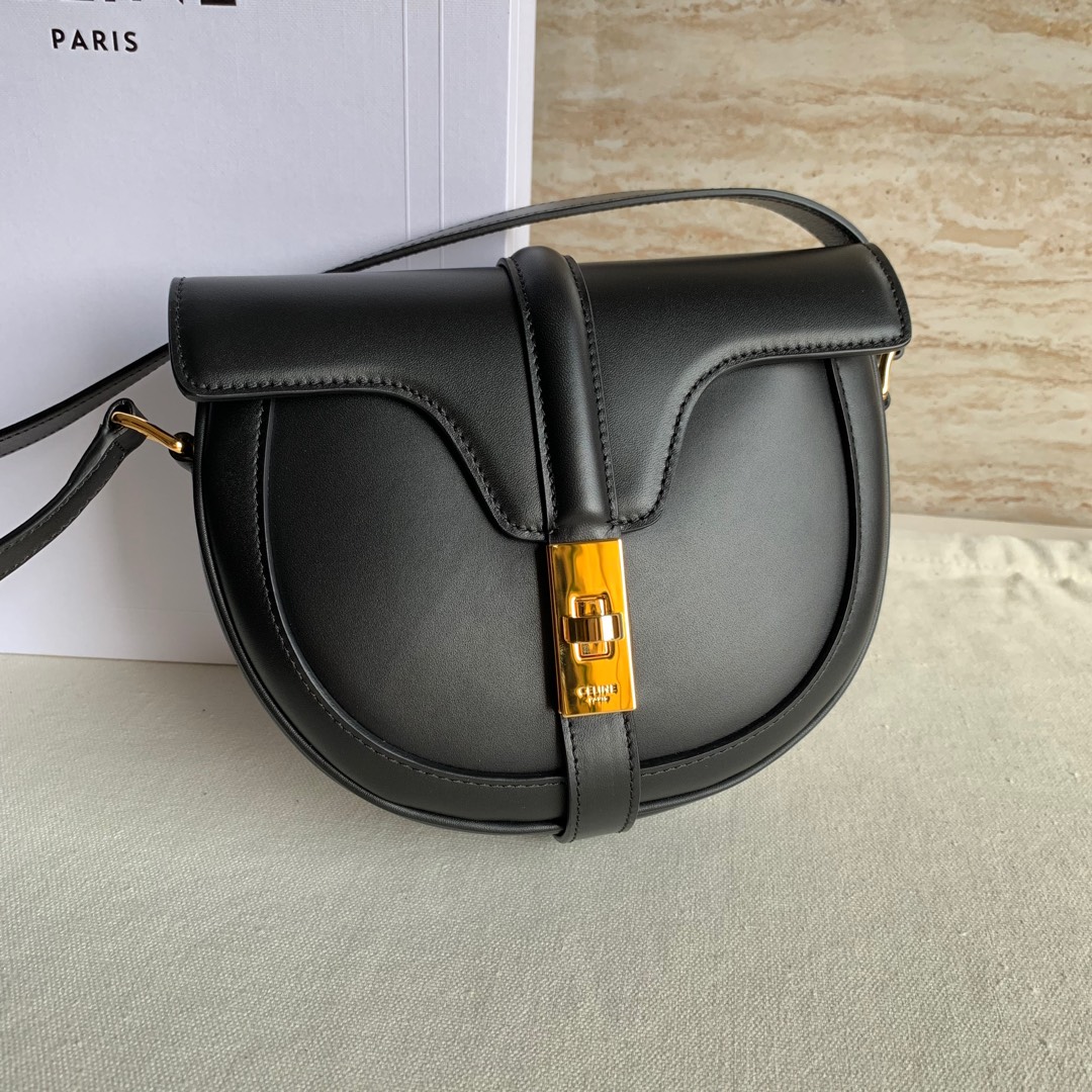 Celin Besace 16 Bag in Natural Calfskin -19*17*6CM
