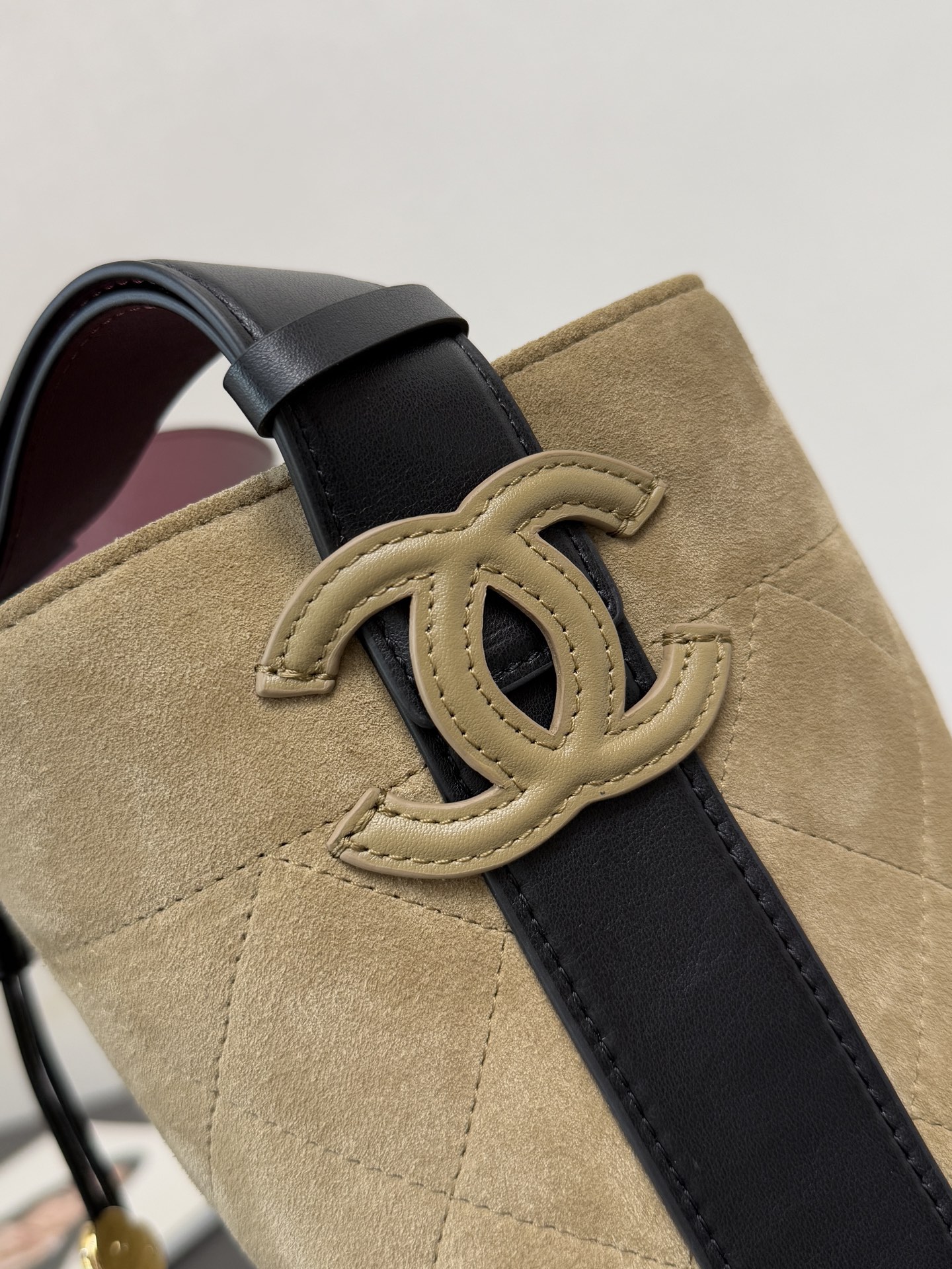 Ch@nel 2026 Medium Bucket Bag-22*23.5*13CM