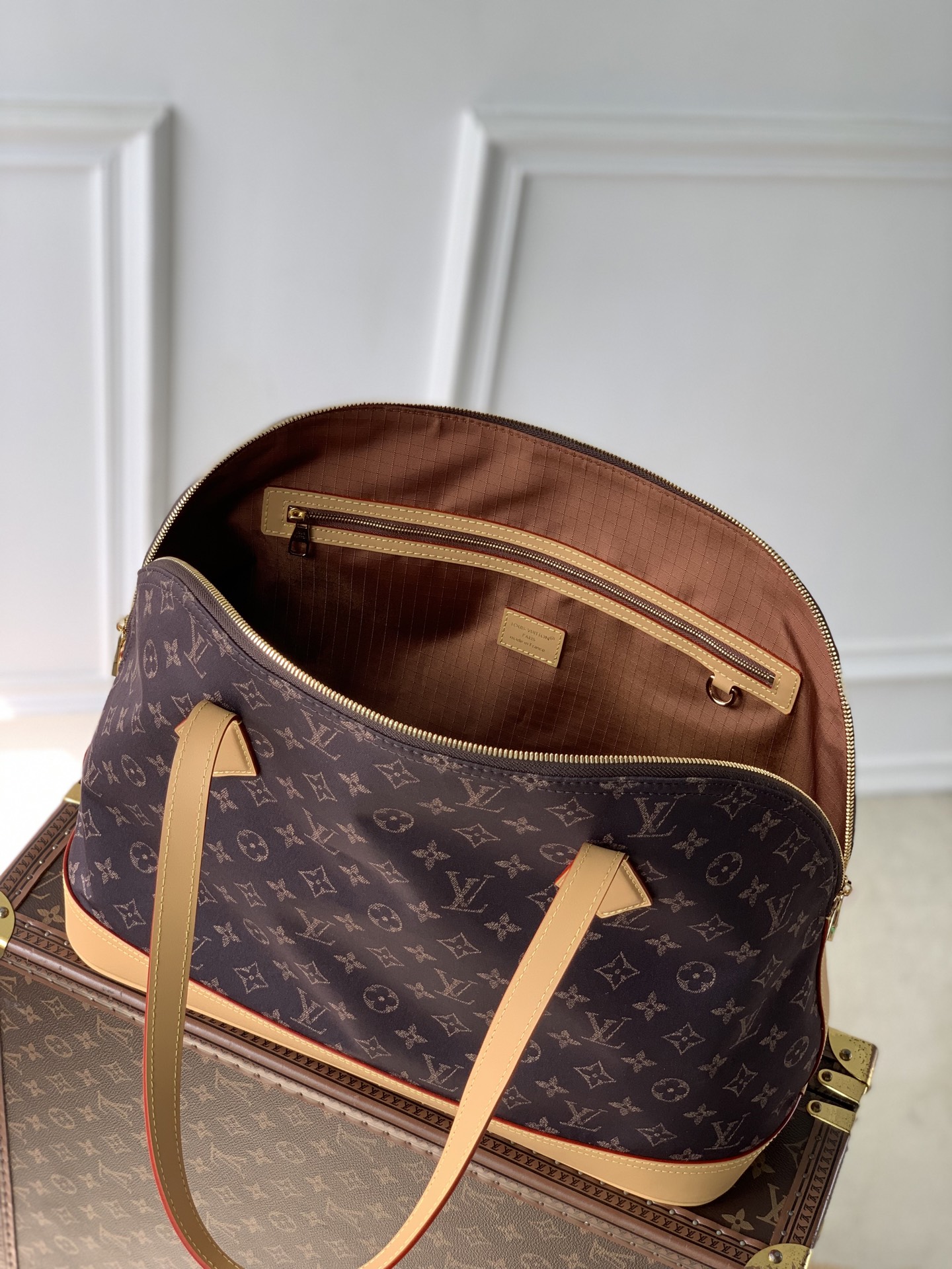 L0vis Vuitto*n Alma Shoulder MM-M2A509-36 x 28 x 17CM