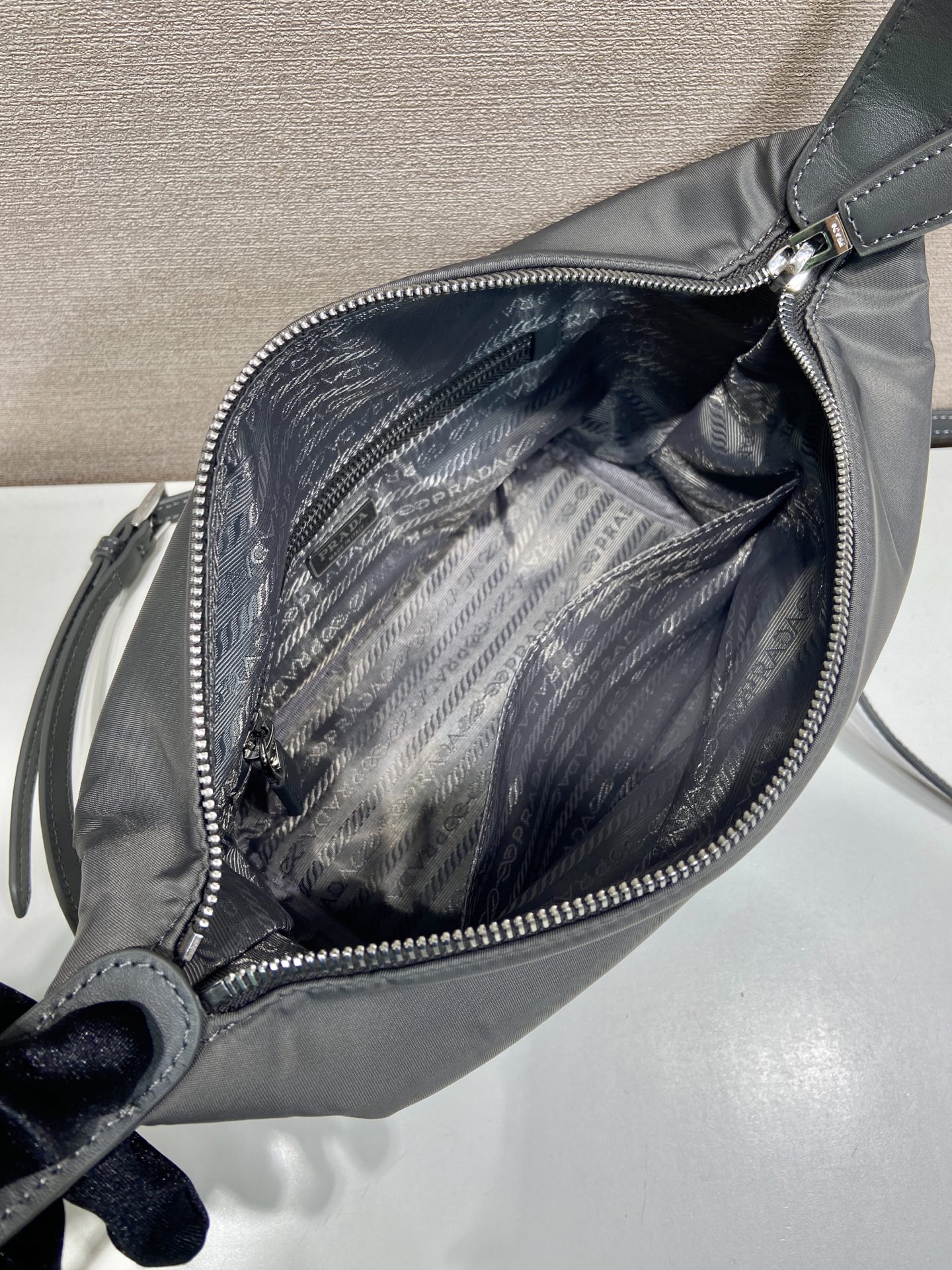 Pra*a Chérie Re-Nylon Mini Handbag-20*12*11CM