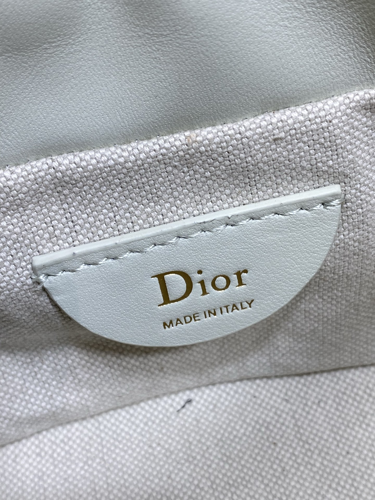 Di*or Trave Bag-20*22*5.5CM