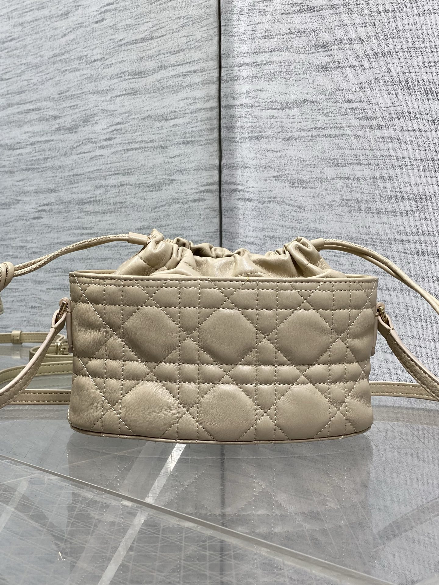 Di*or Trave Bag-20*22*5.5CM
