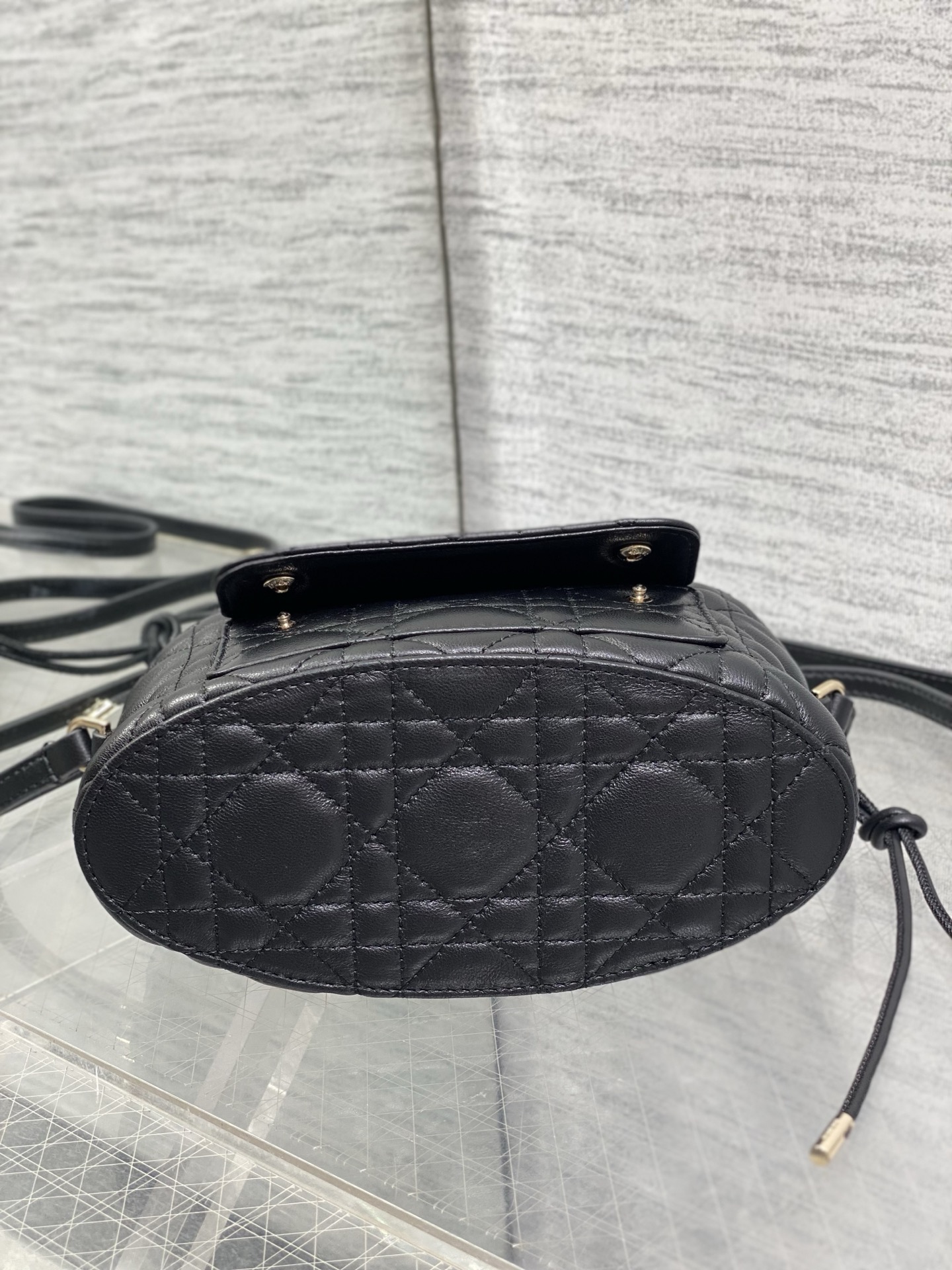 Di*or Trave Bag-20*22*5.5CM