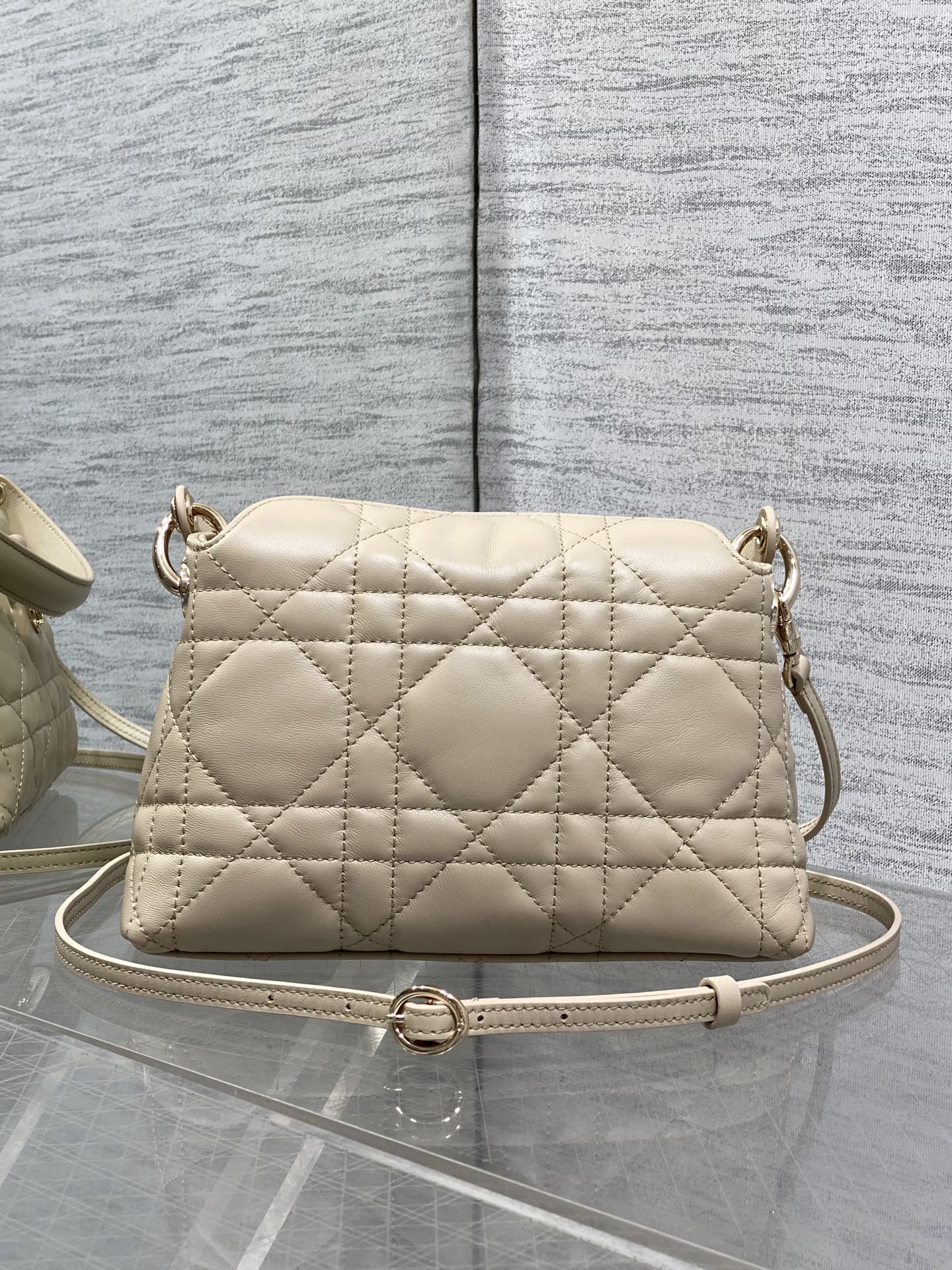 Di*or Top Handle Bag-22.5*9*13CM