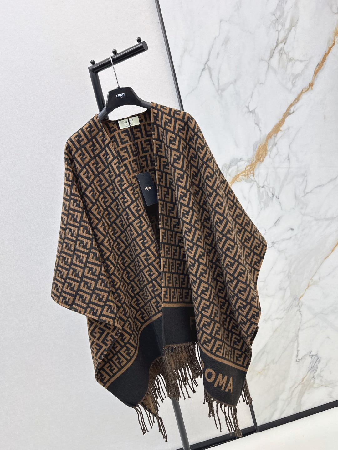 FE*NDI FF-logo Print Poncho | Brown
