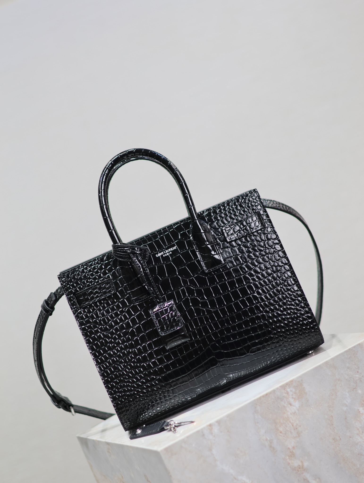 Y51 Sac De Jour-22x18x10.5&26x20.5x12.5CM