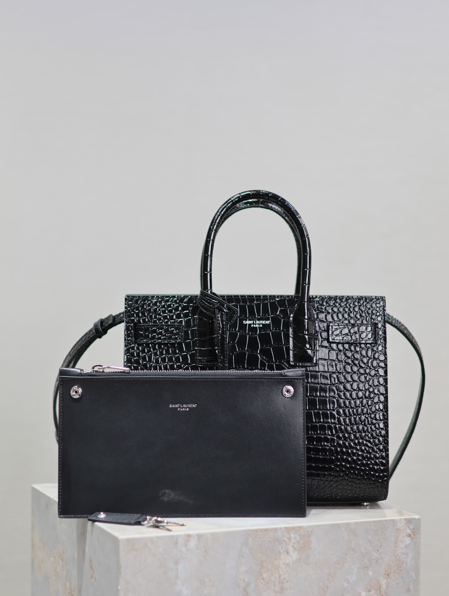 Y51 Sac De Jour-22x18x10.5&26x20.5x12.5CM