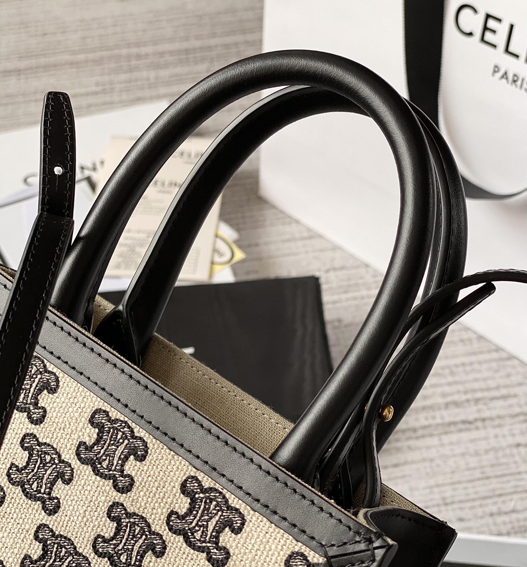 Celin Triomphe Tote-17*21*4CM